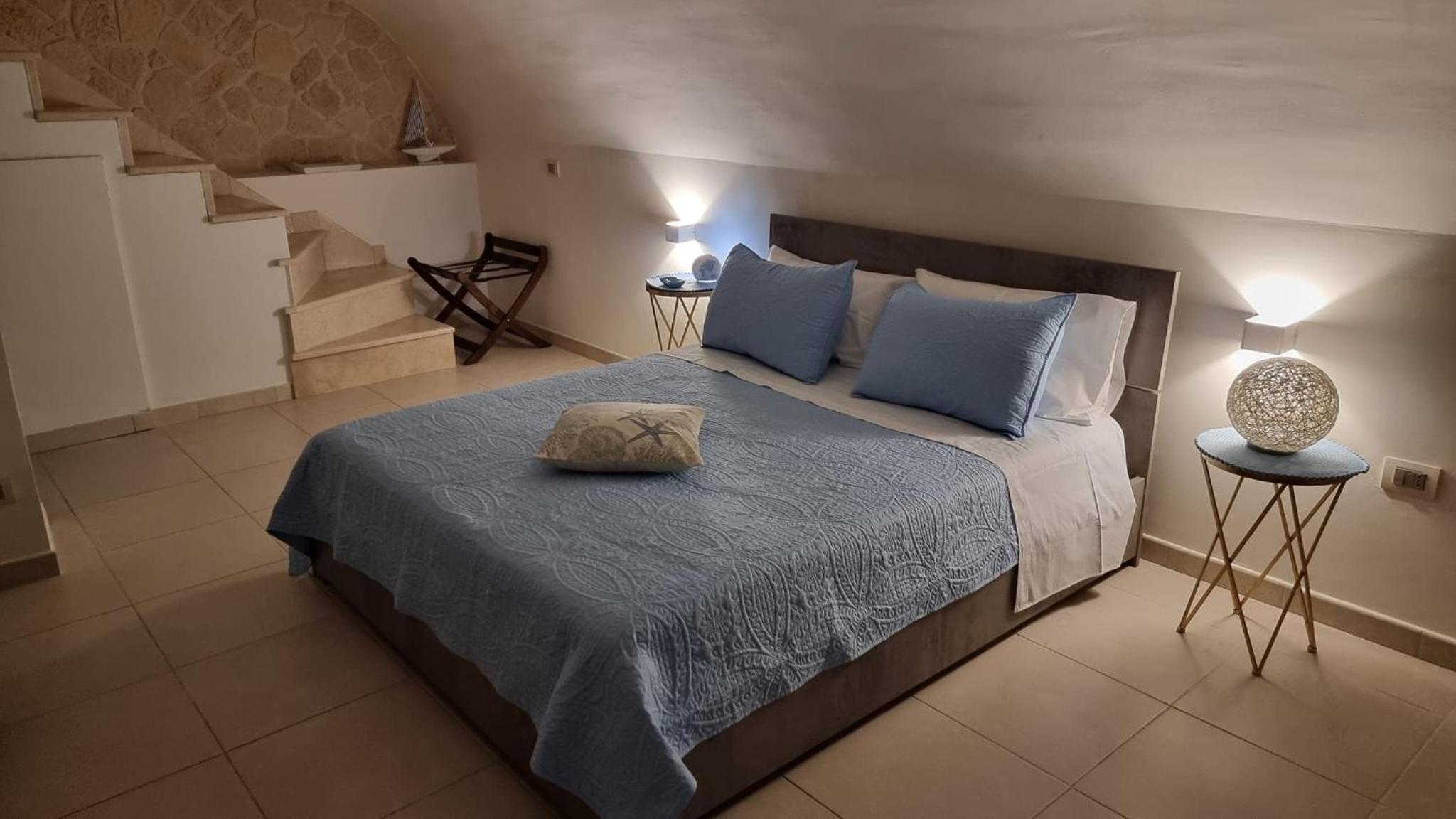 One-Bedroom House photo 1
