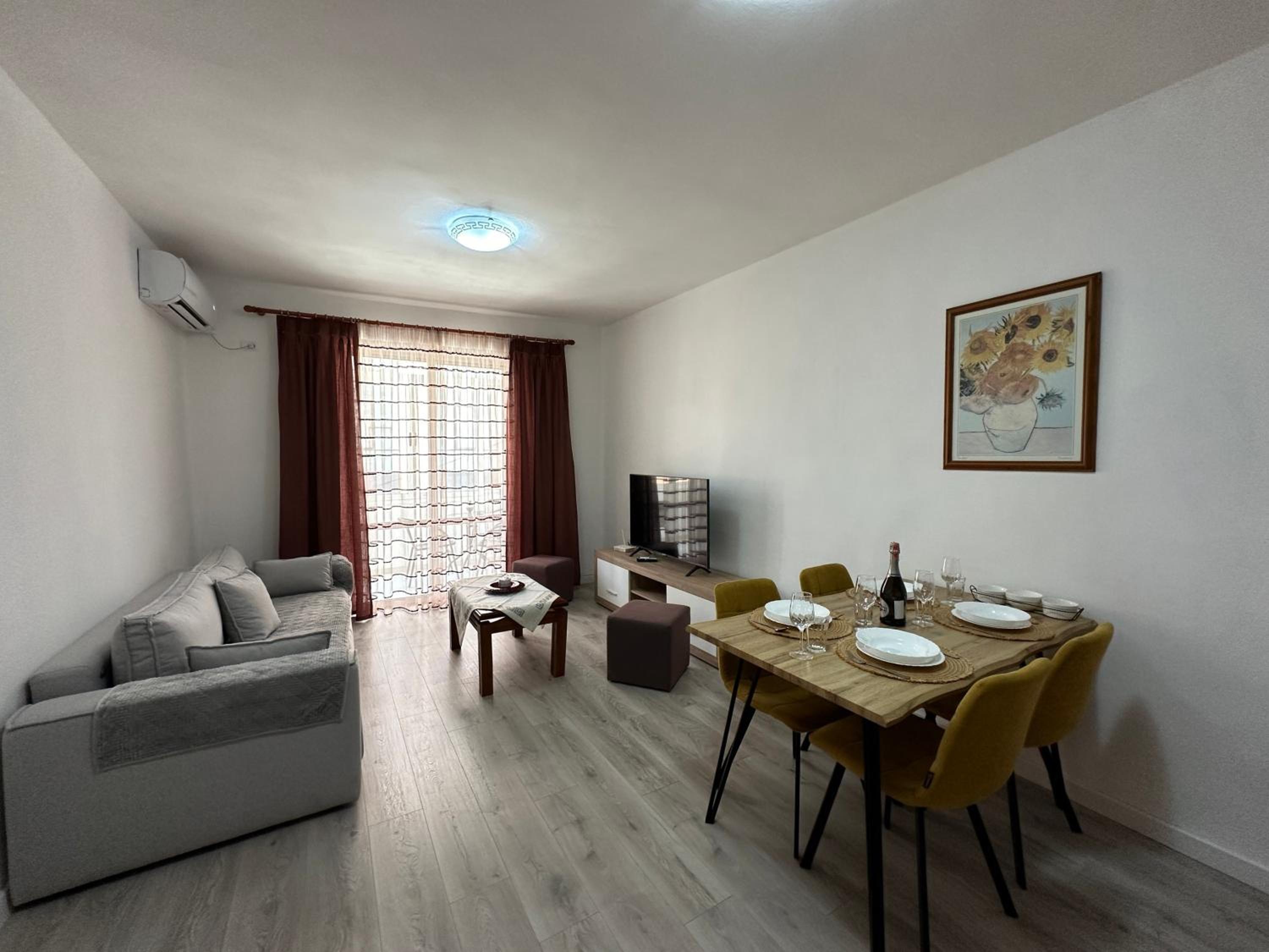 Two-Bedroom Superior Apartment