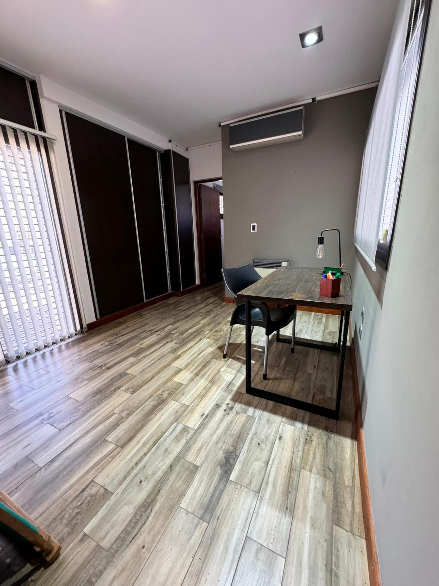 Two-Bedroom House photo 3