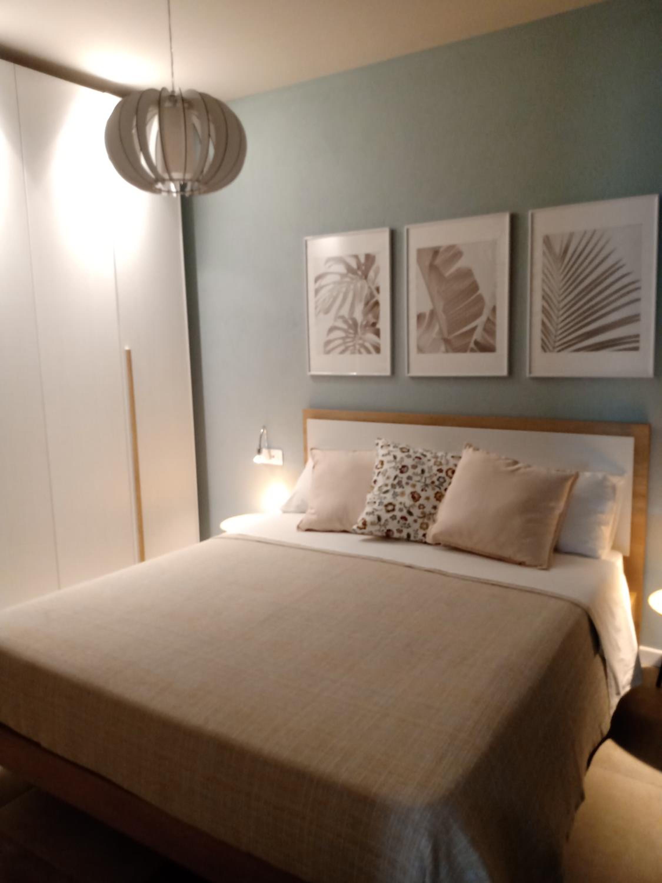 One-Bedroom House photo 1