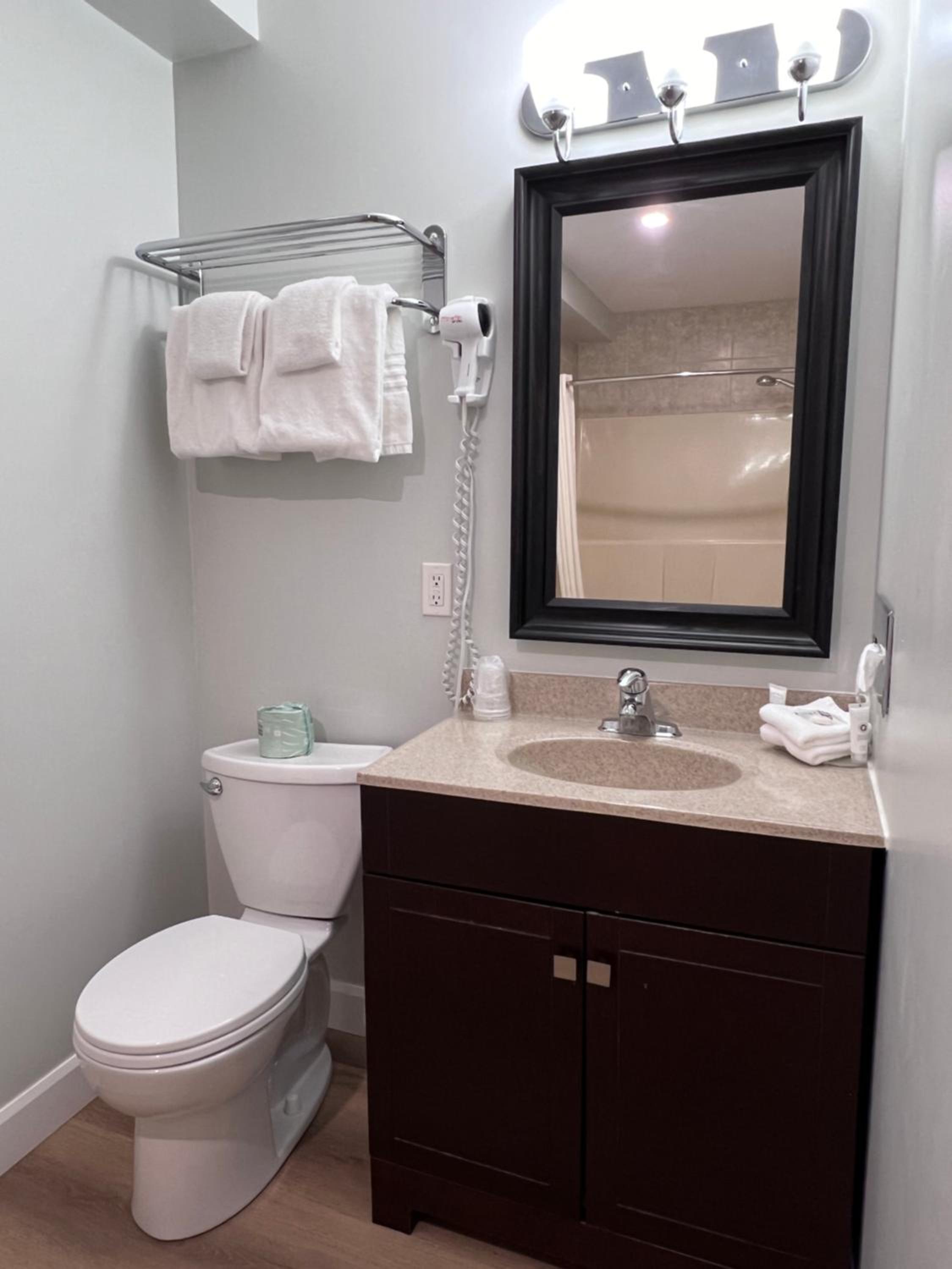 Queen Room photo 3