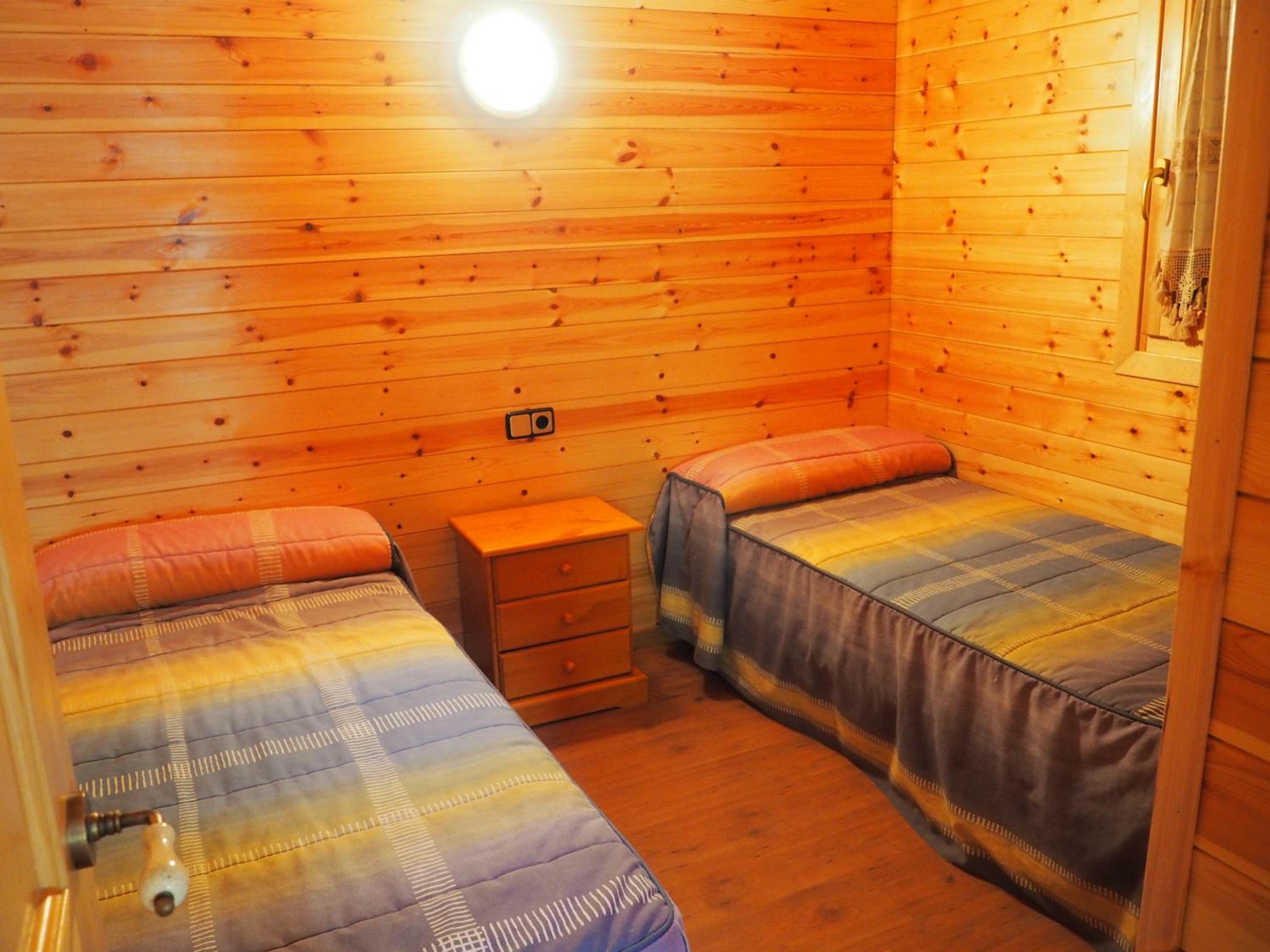 Three-Bedroom Bungalow (8 Adults)  photo 2