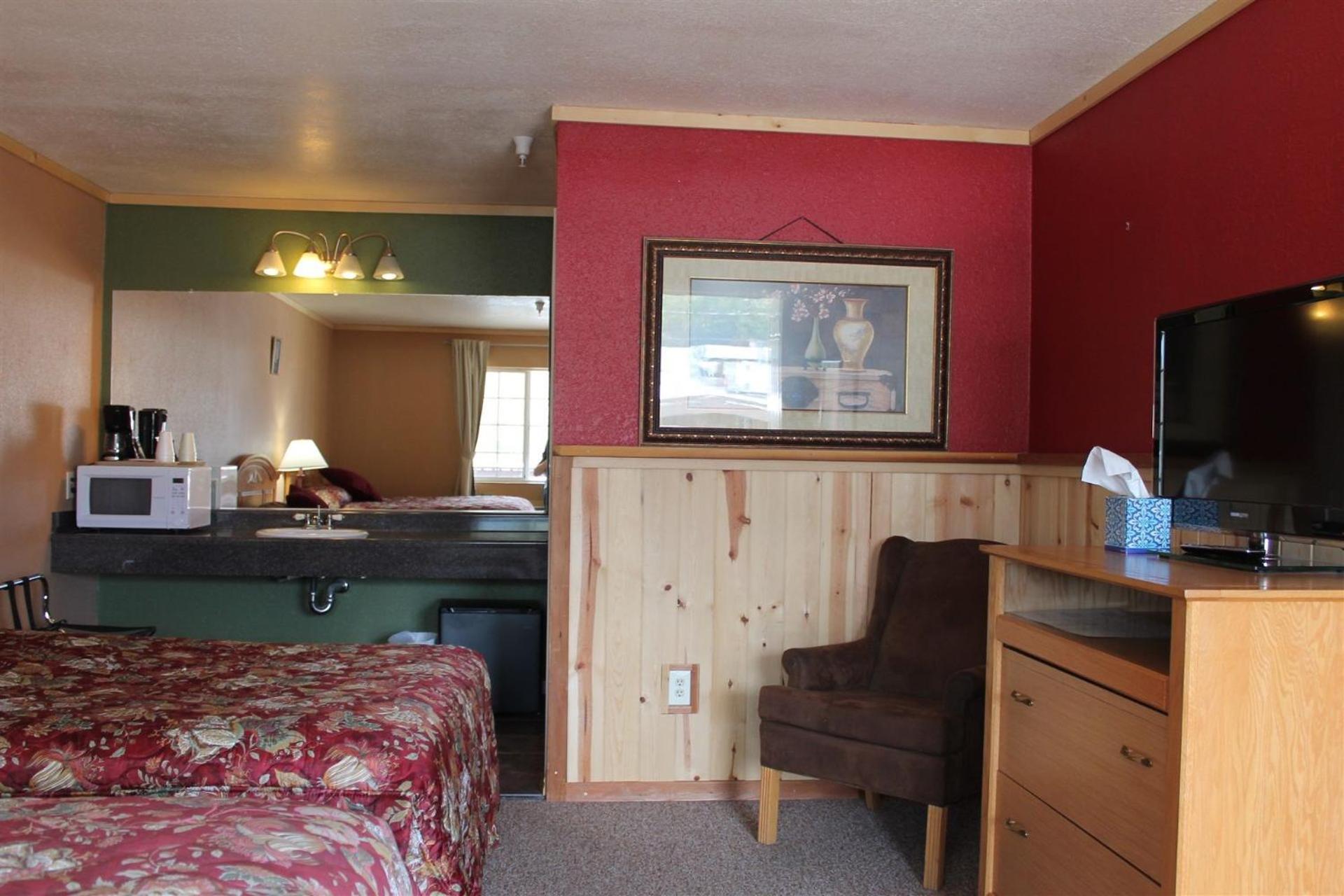 Double Room with Two Double Beds - Photo 8