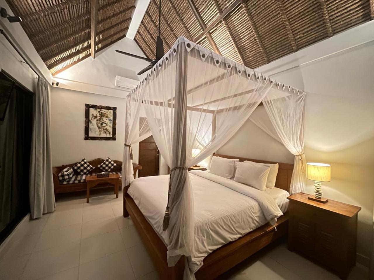Suite with Garden View
