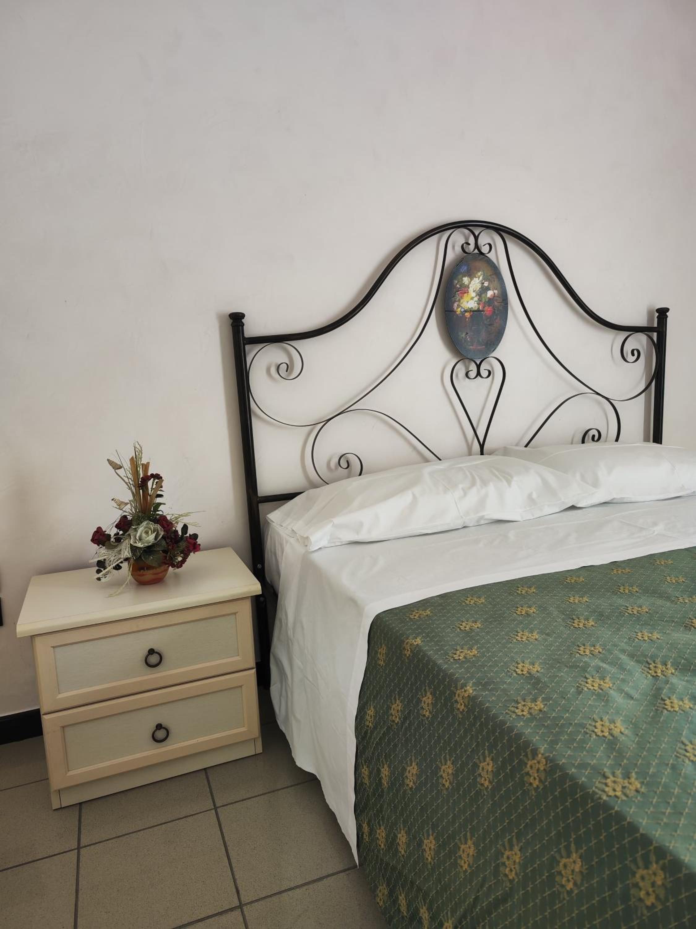 Quadruple Room With Private Bathroom photo 1