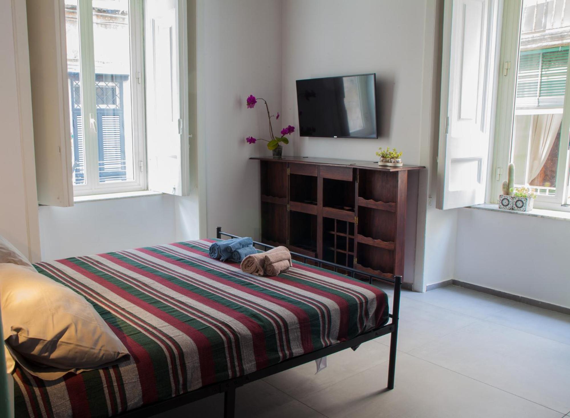 One-Bedroom Standard Apartment