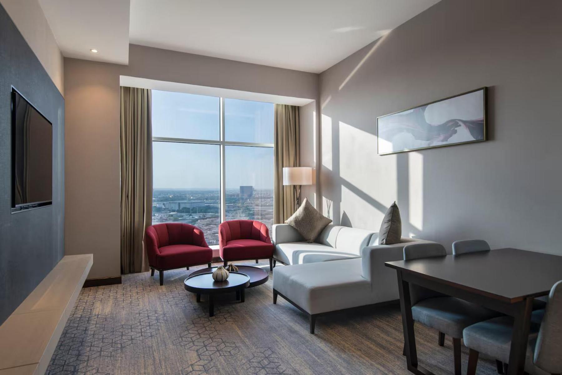 Standard Executive Suite - Photo 11