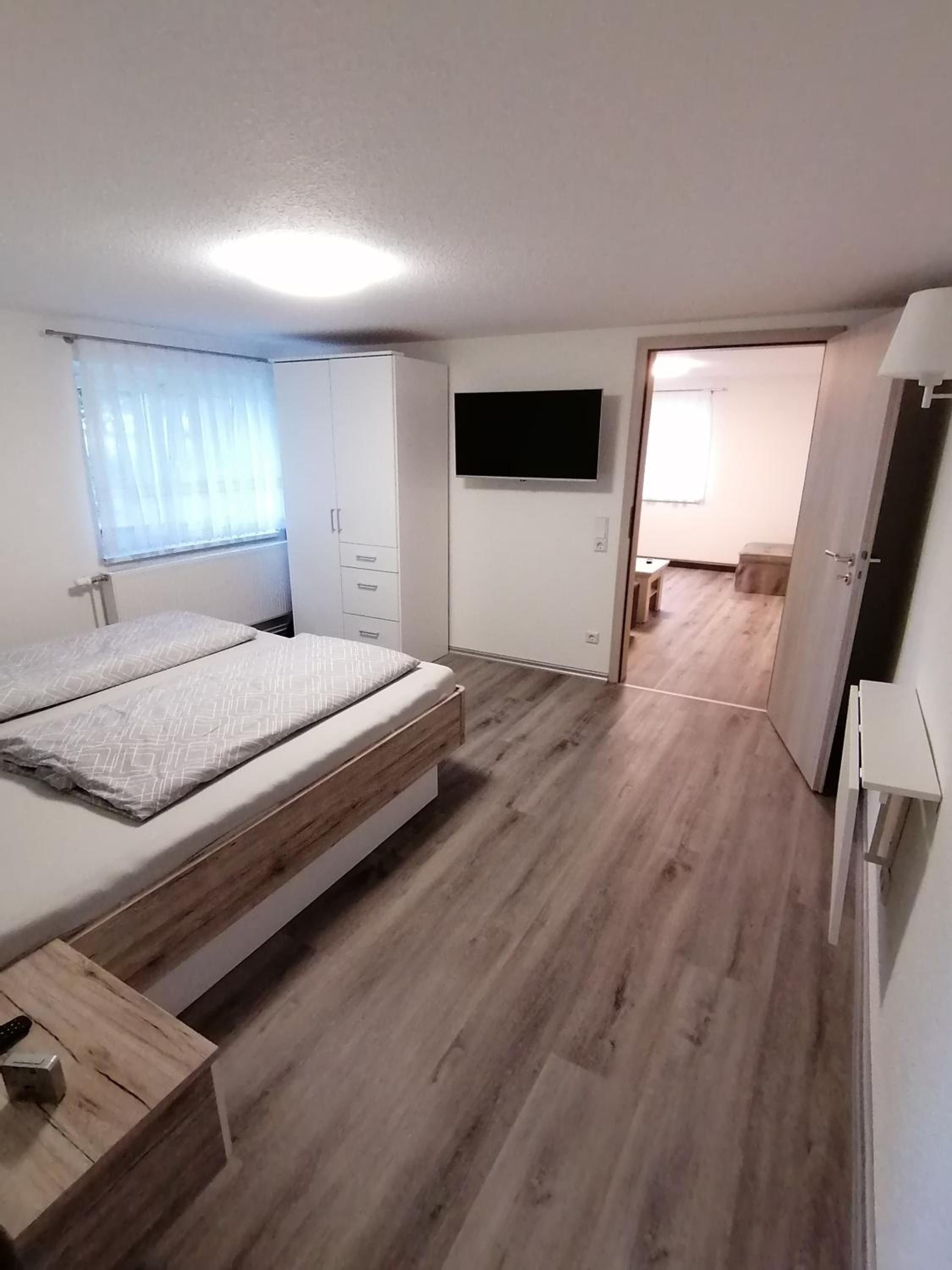 One-Bedroom Apartment photo 1