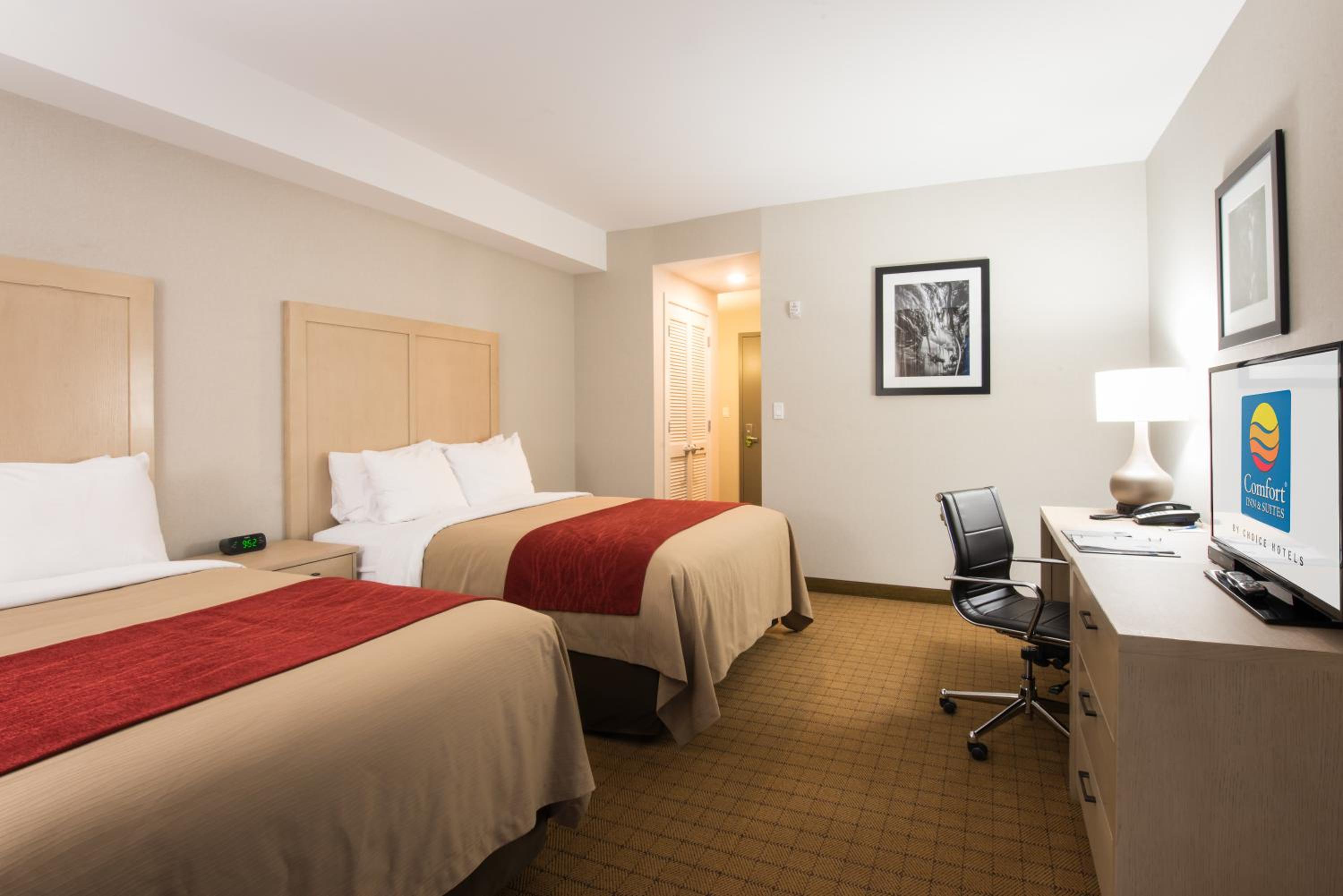 Standard Queen Room with Two Queen Beds