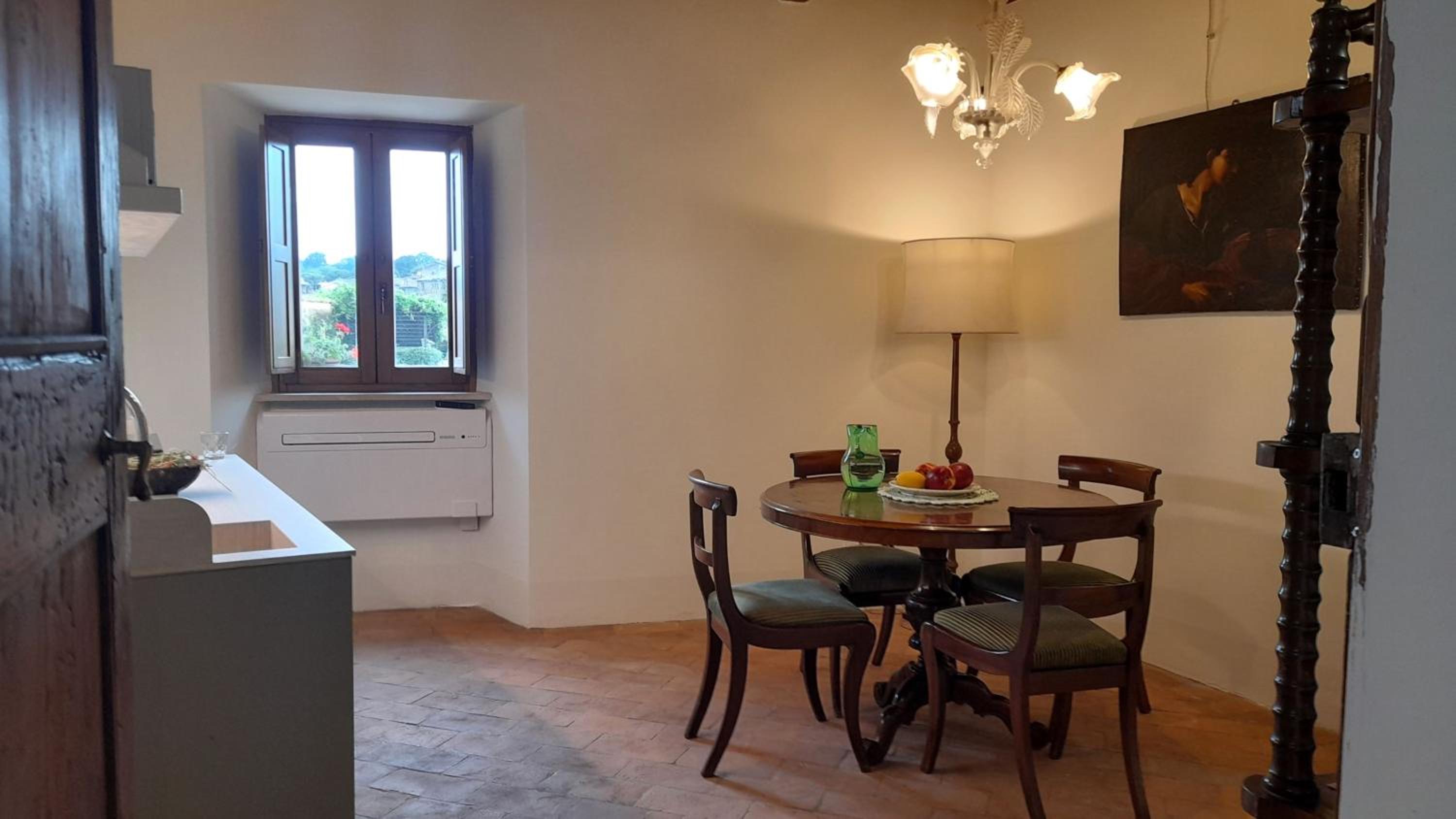 Apartment - Ground Floor - Photo 2