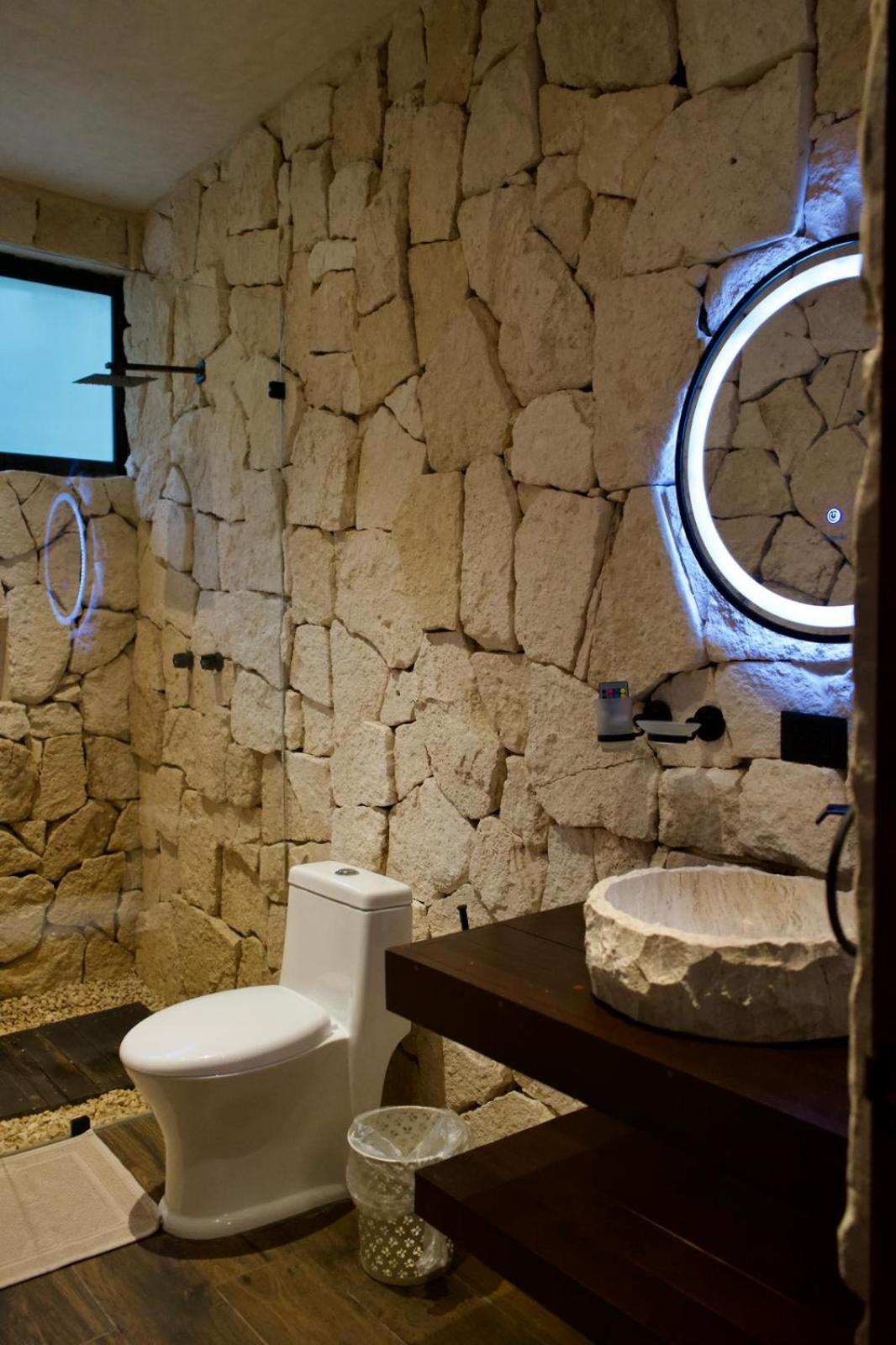 Villa with Private Pool - Photo 62