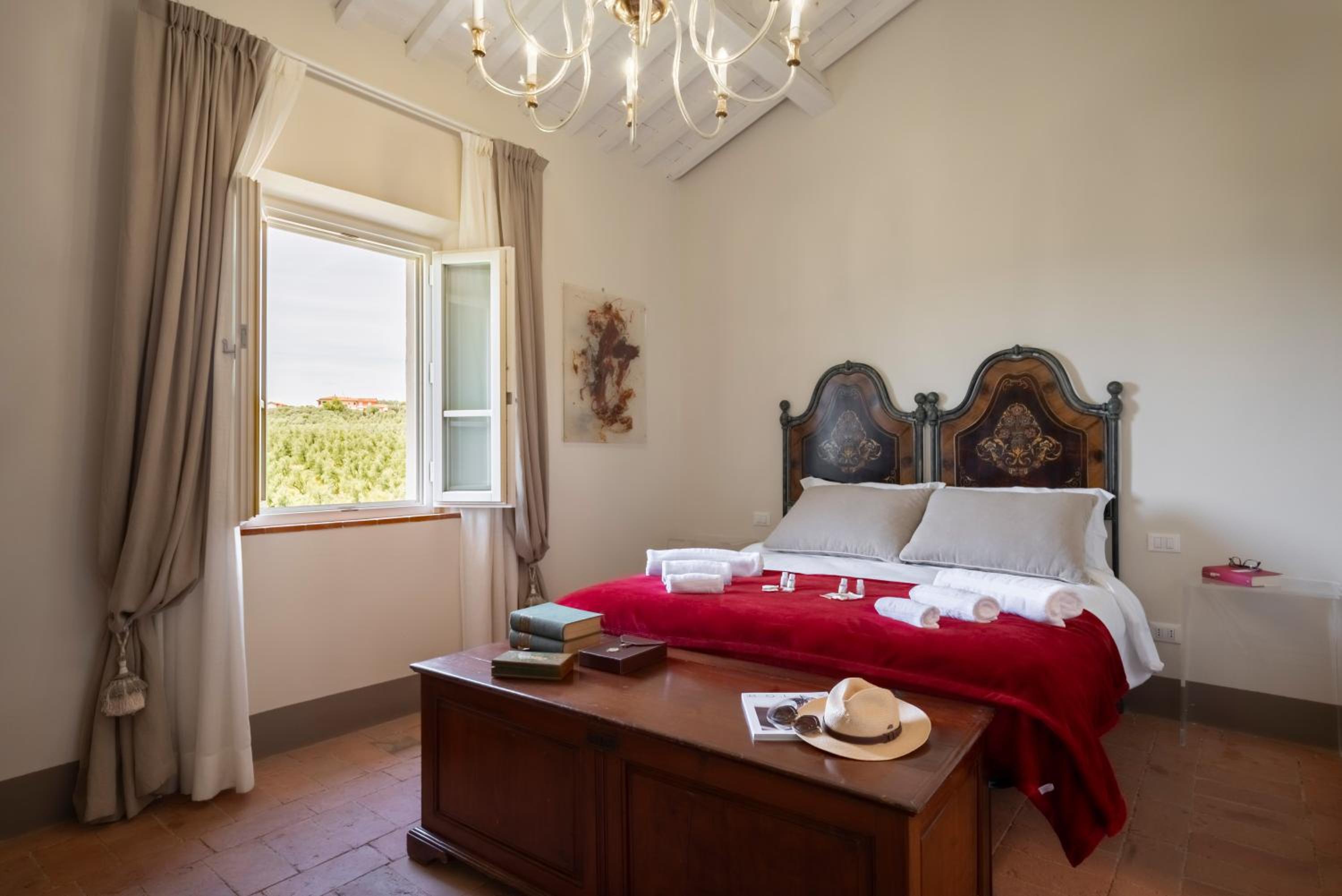 King Room with Garden View