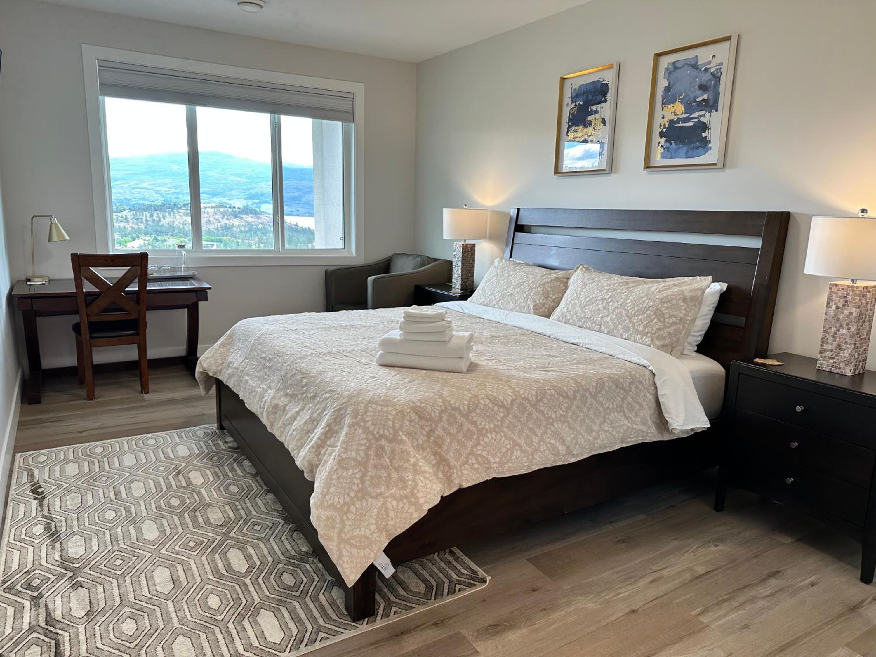 King Room with Lake View
