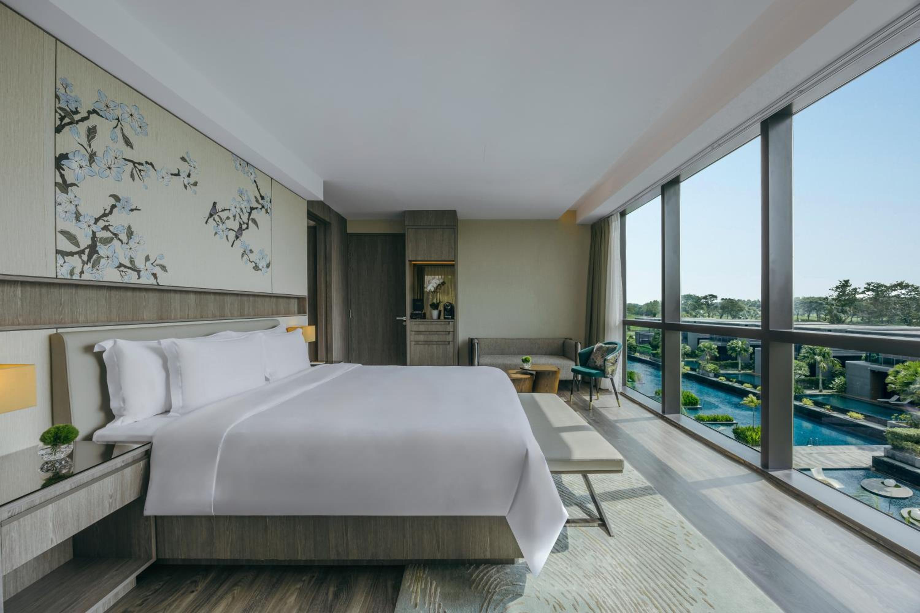 Prestige Verandah Pool View Suite