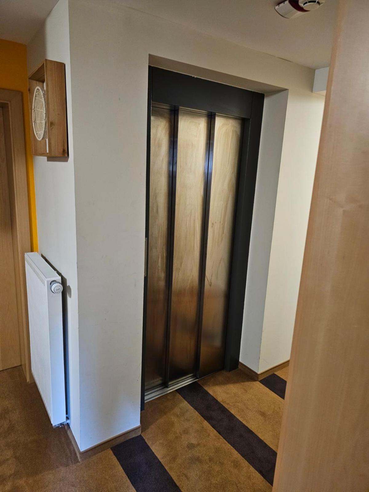 Deluxe Twin Room photo 1