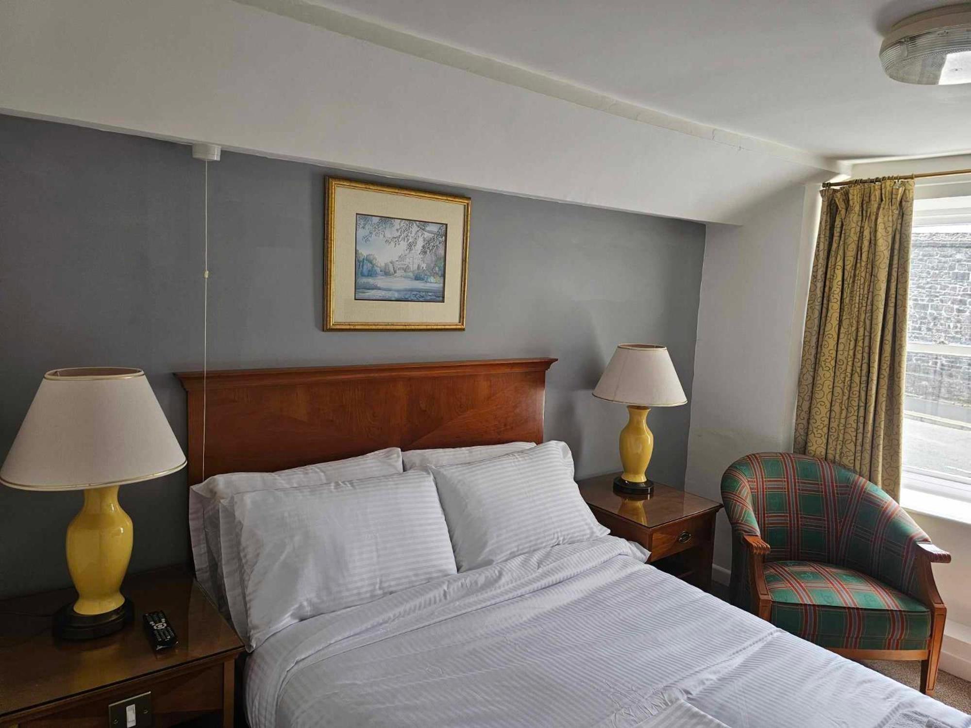 Double Room With Private Bathroom photo 1
