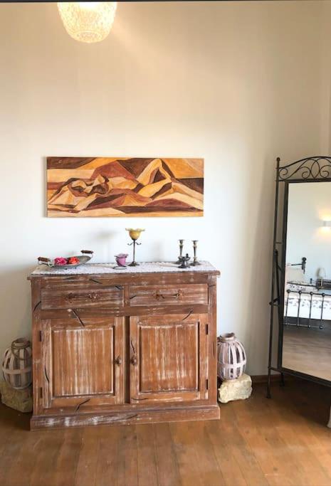 One-Bedroom House photo 1