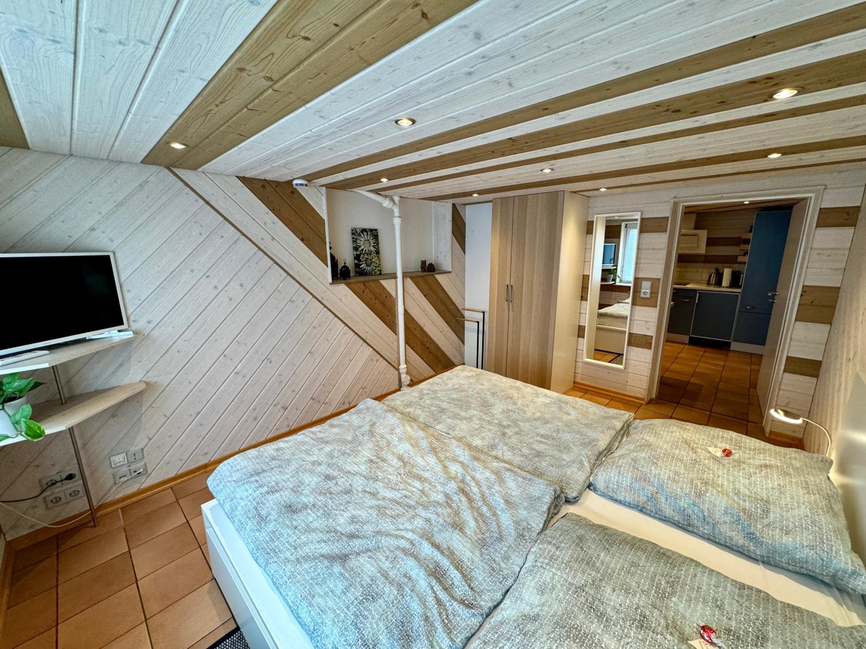 Apartment - Photo 17