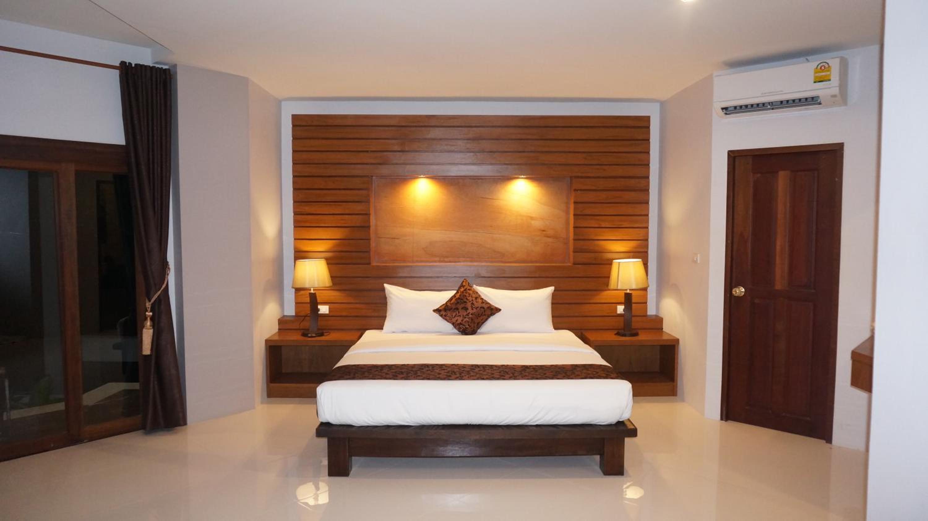 Deluxe Double Room with Garden View photo 3