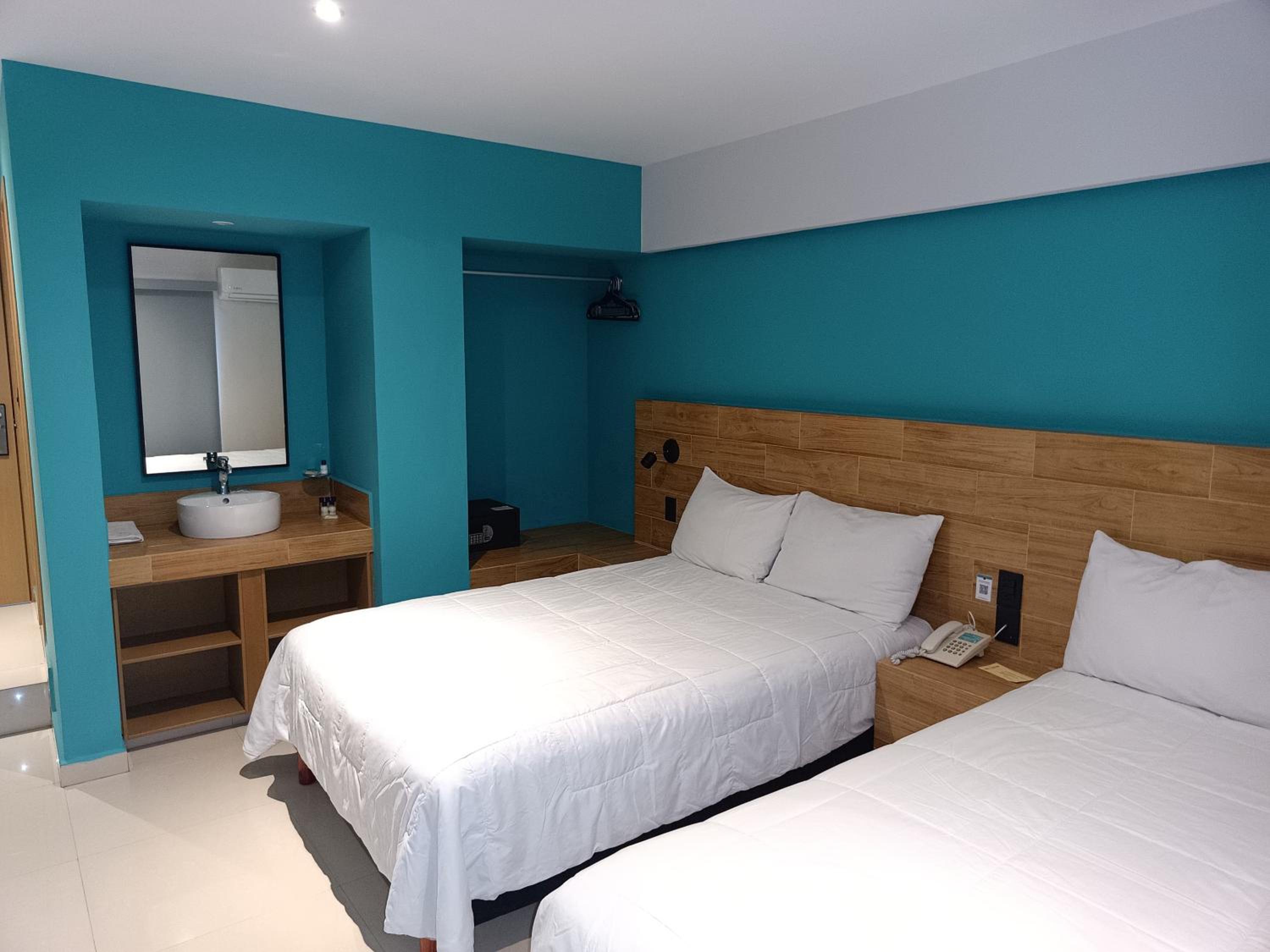 Deluxe Double Room - Photo 49