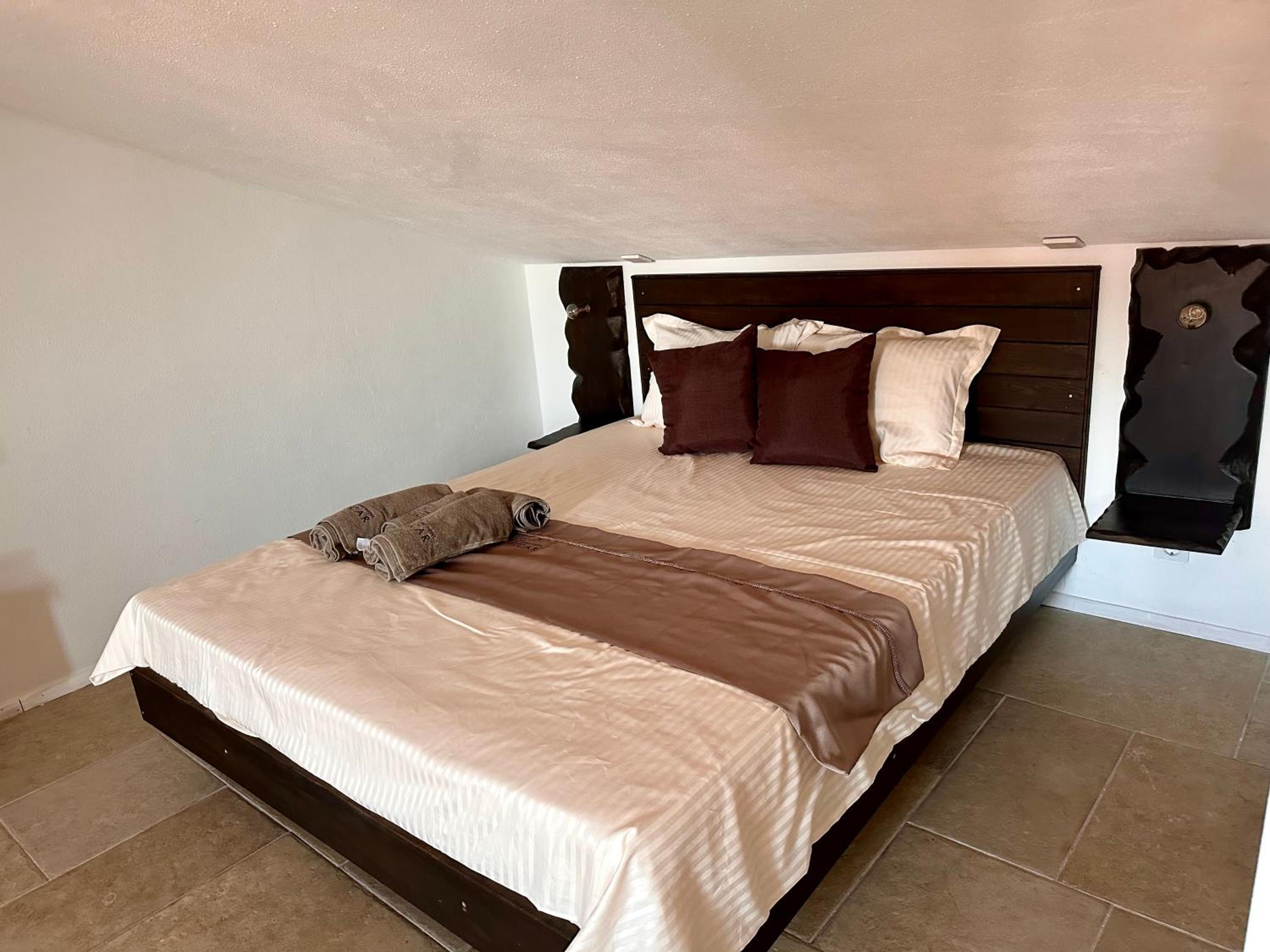 Family Two-Bedroom Apartment with View