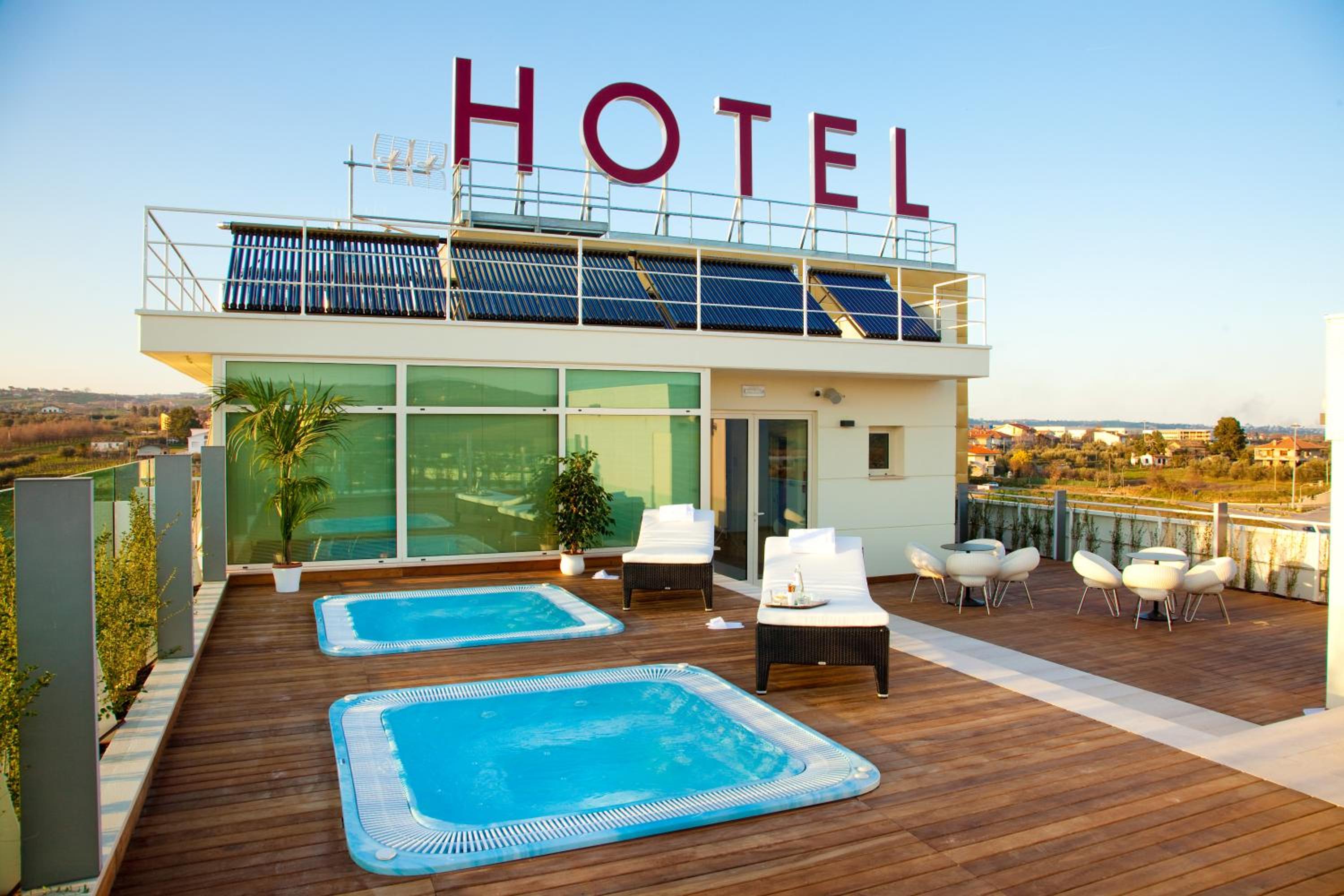 Double or Twin Room with Spa Access - Photo 1
