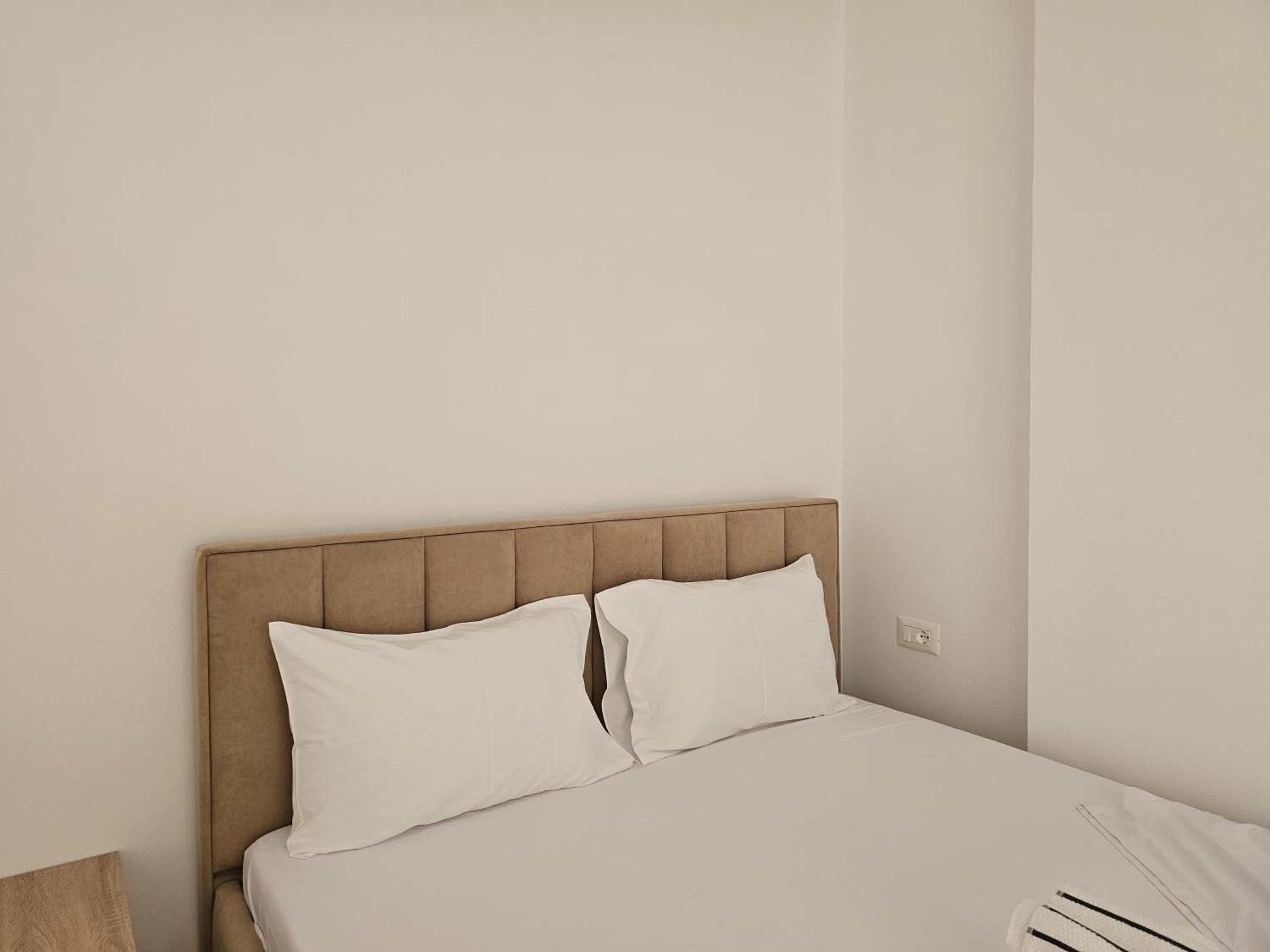 Deluxe Double Room with Balcony photo 1