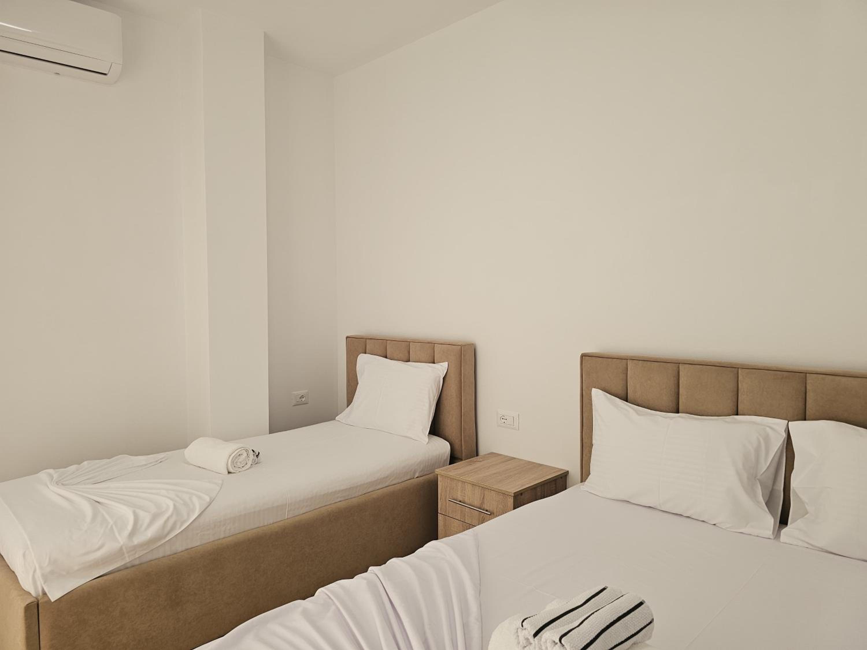 Deluxe Triple Room photo 3