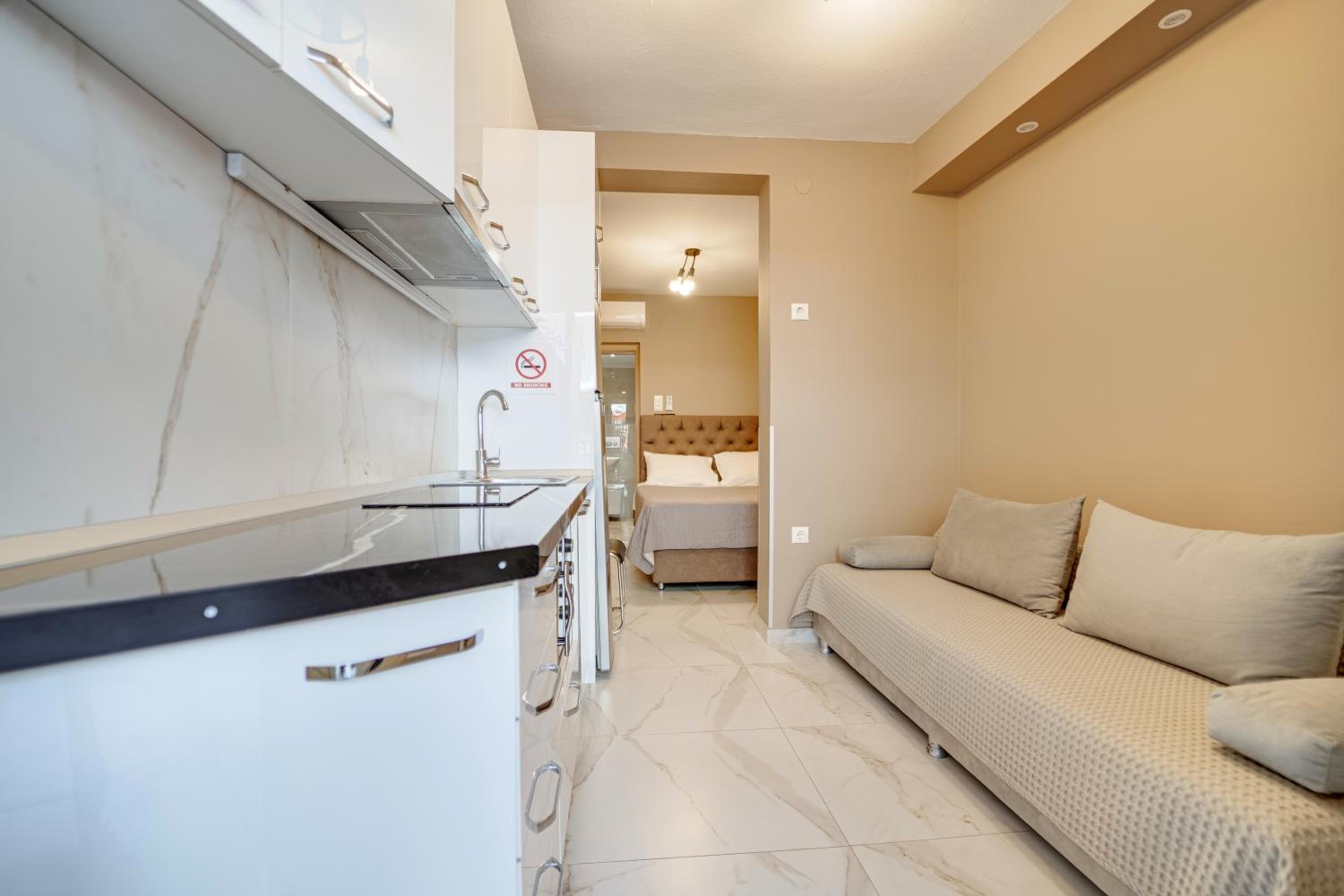 One-Bedroom Apartment - Photo 40