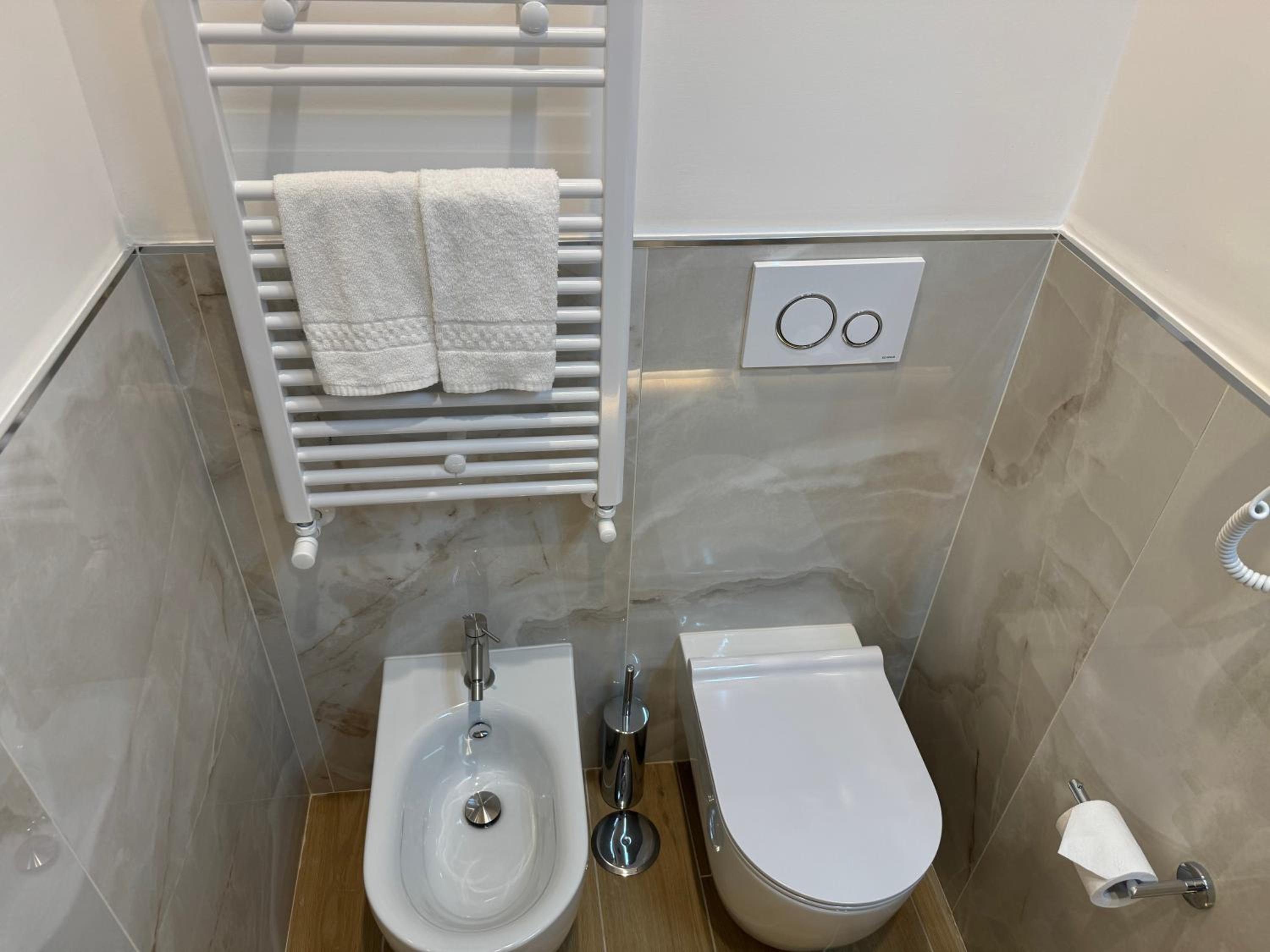 Deluxe Quadruple Room photo 2