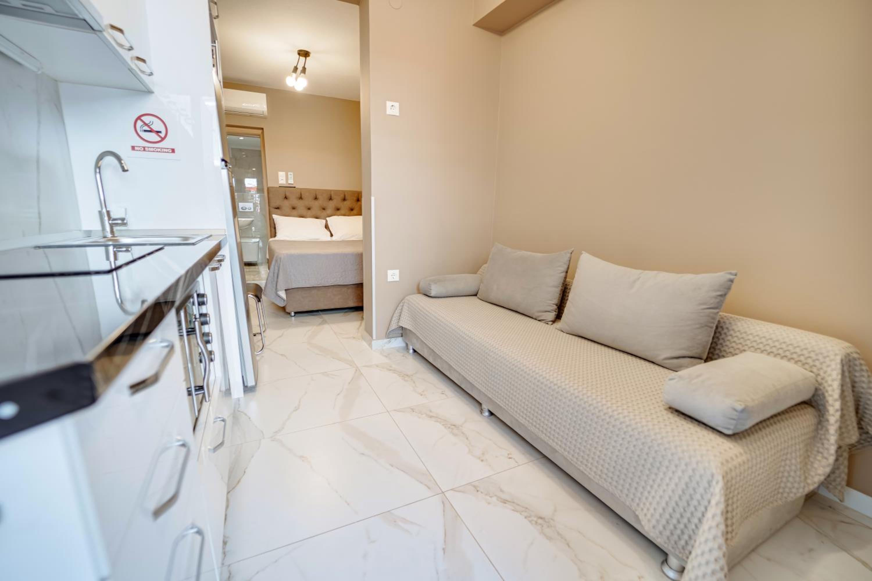 One-Bedroom Apartment - Photo 29