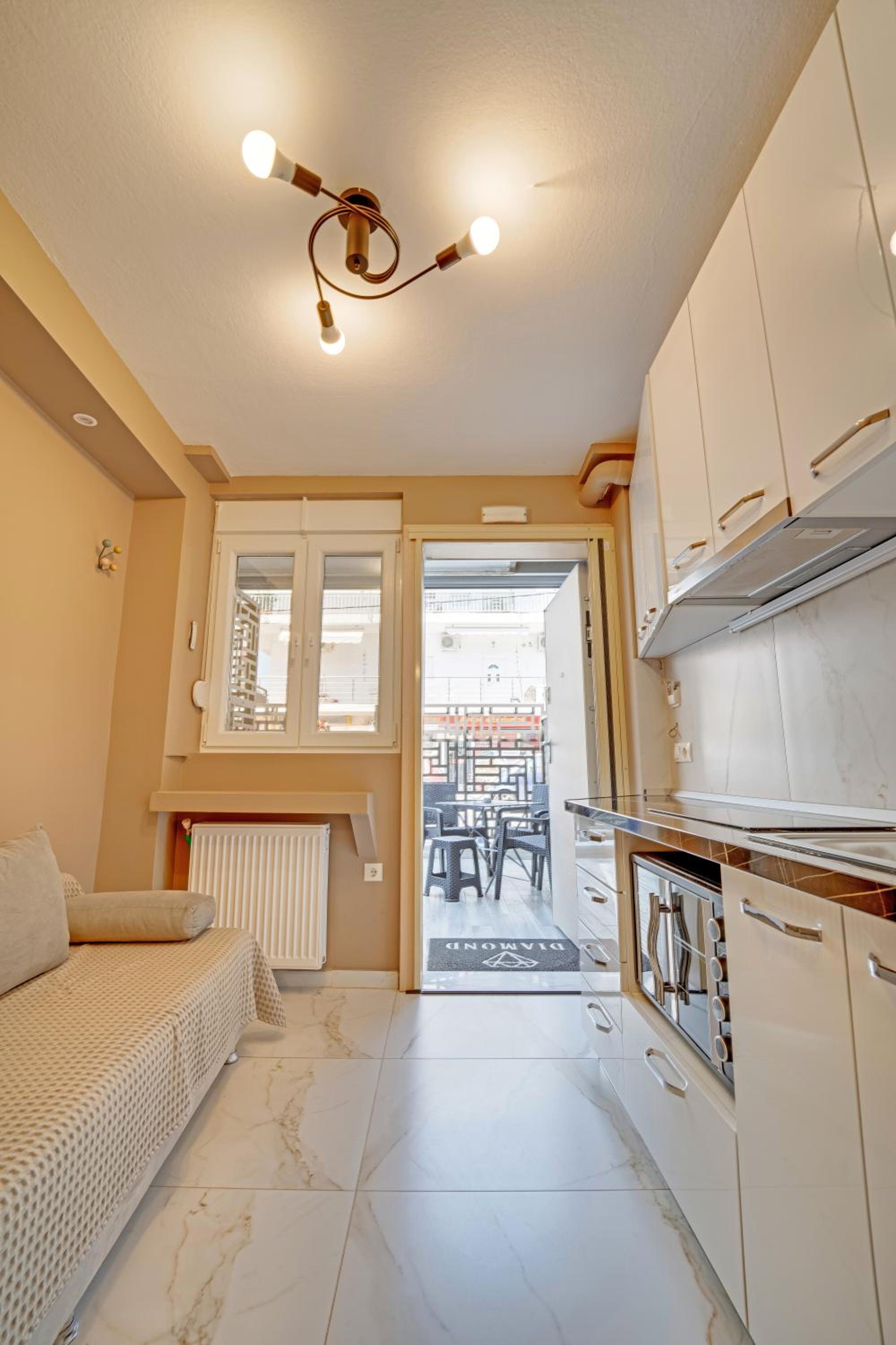 One-Bedroom Apartment - Photo 41