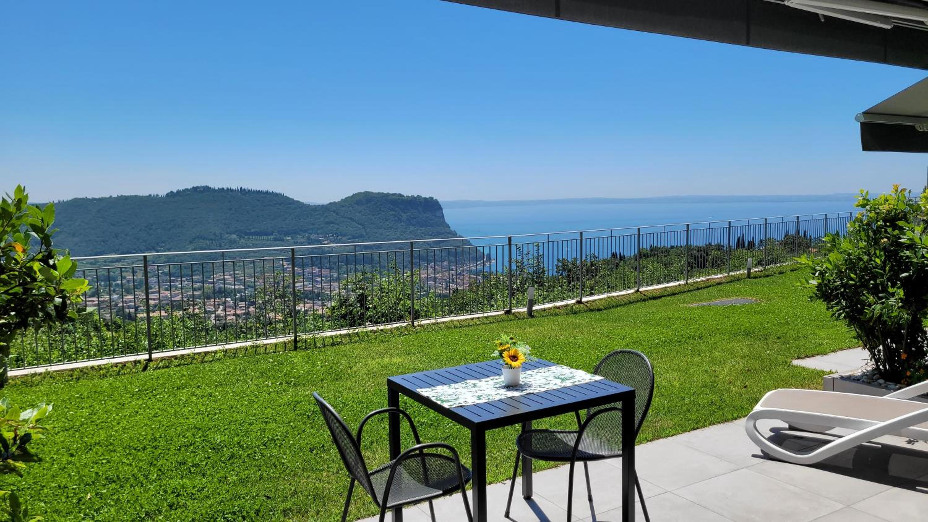 Studio with Terrace