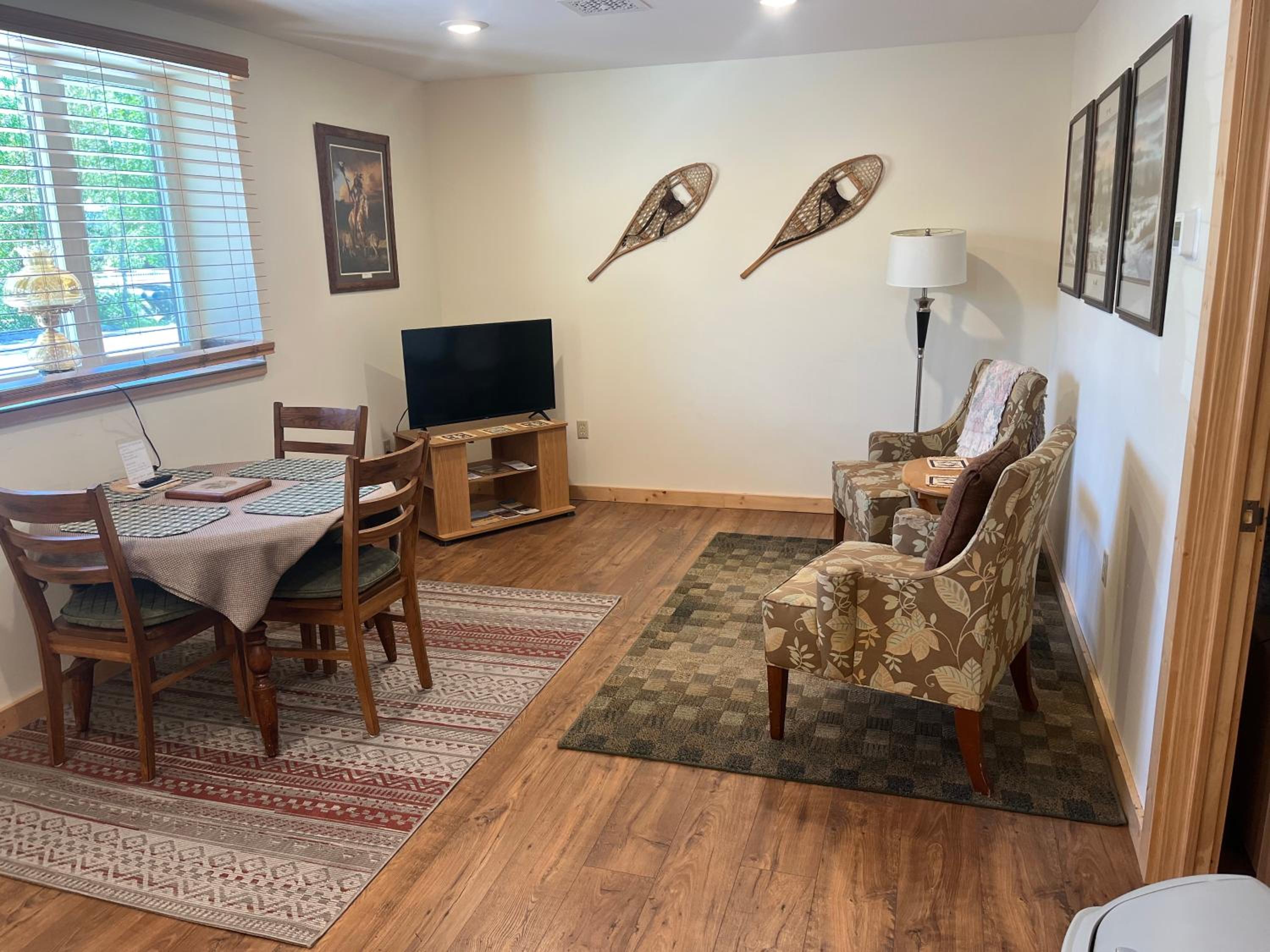 King Suite - Photo 1