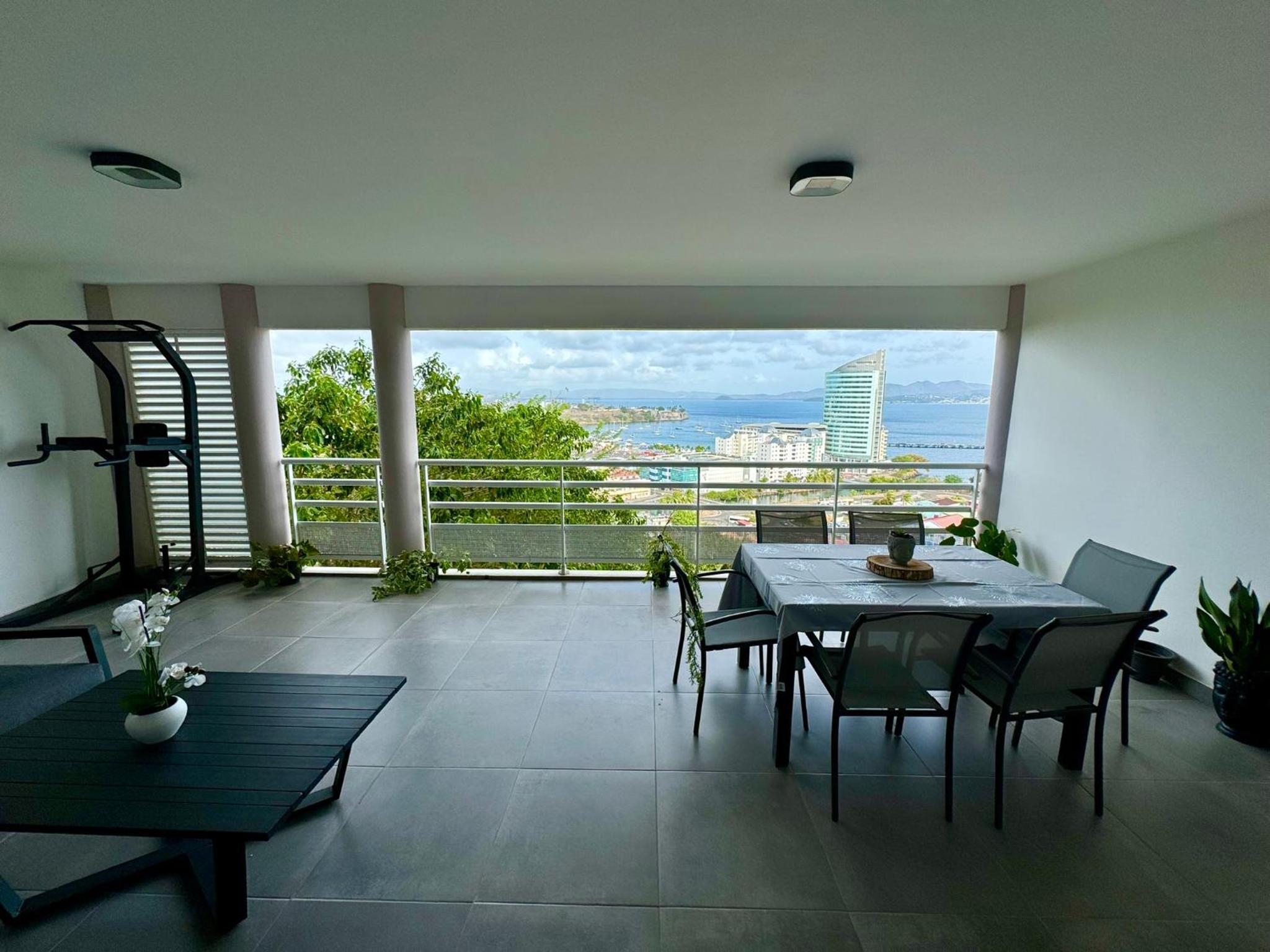 Apartment With Sea View photo 3