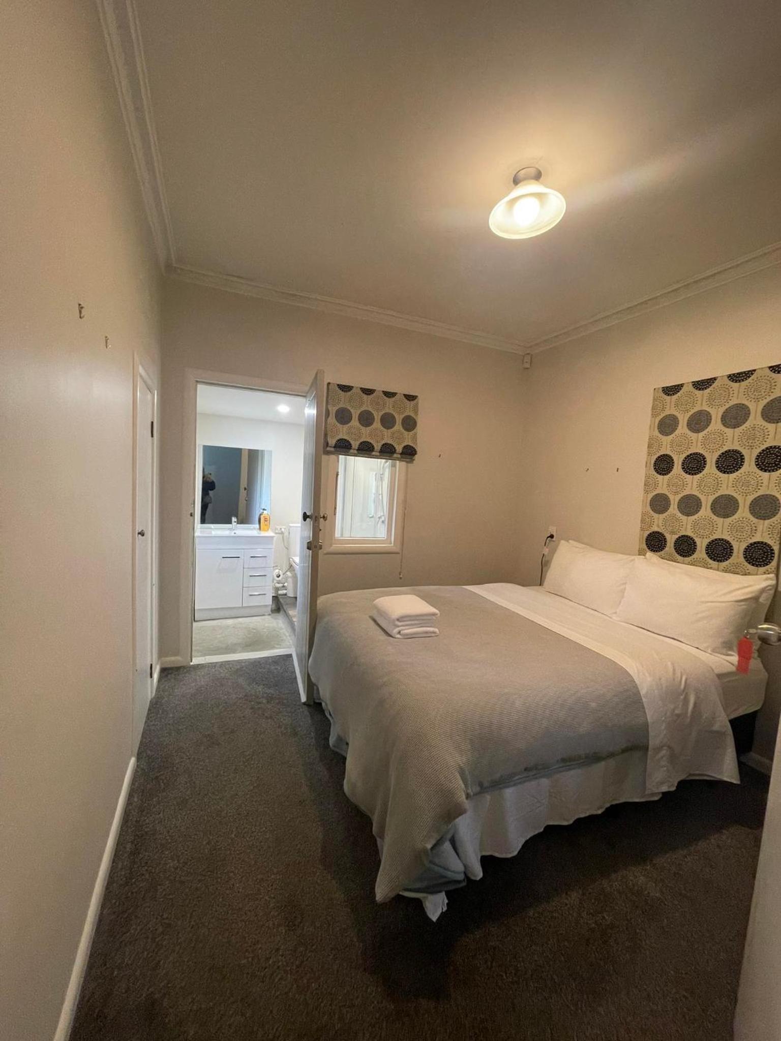 Double Room with Private Bathroom photo 1