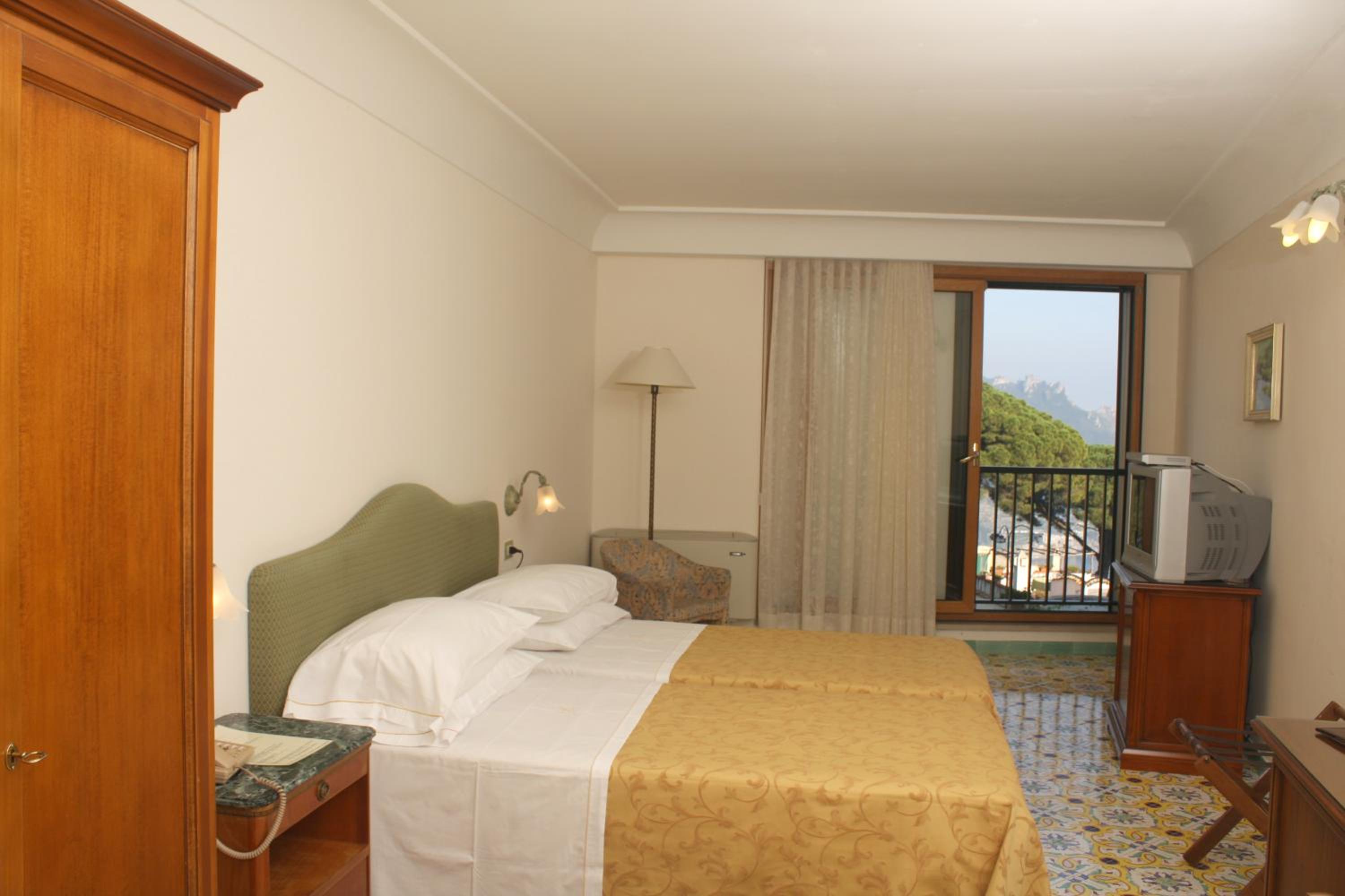 Superior Double Room with Sea View - Photo 13