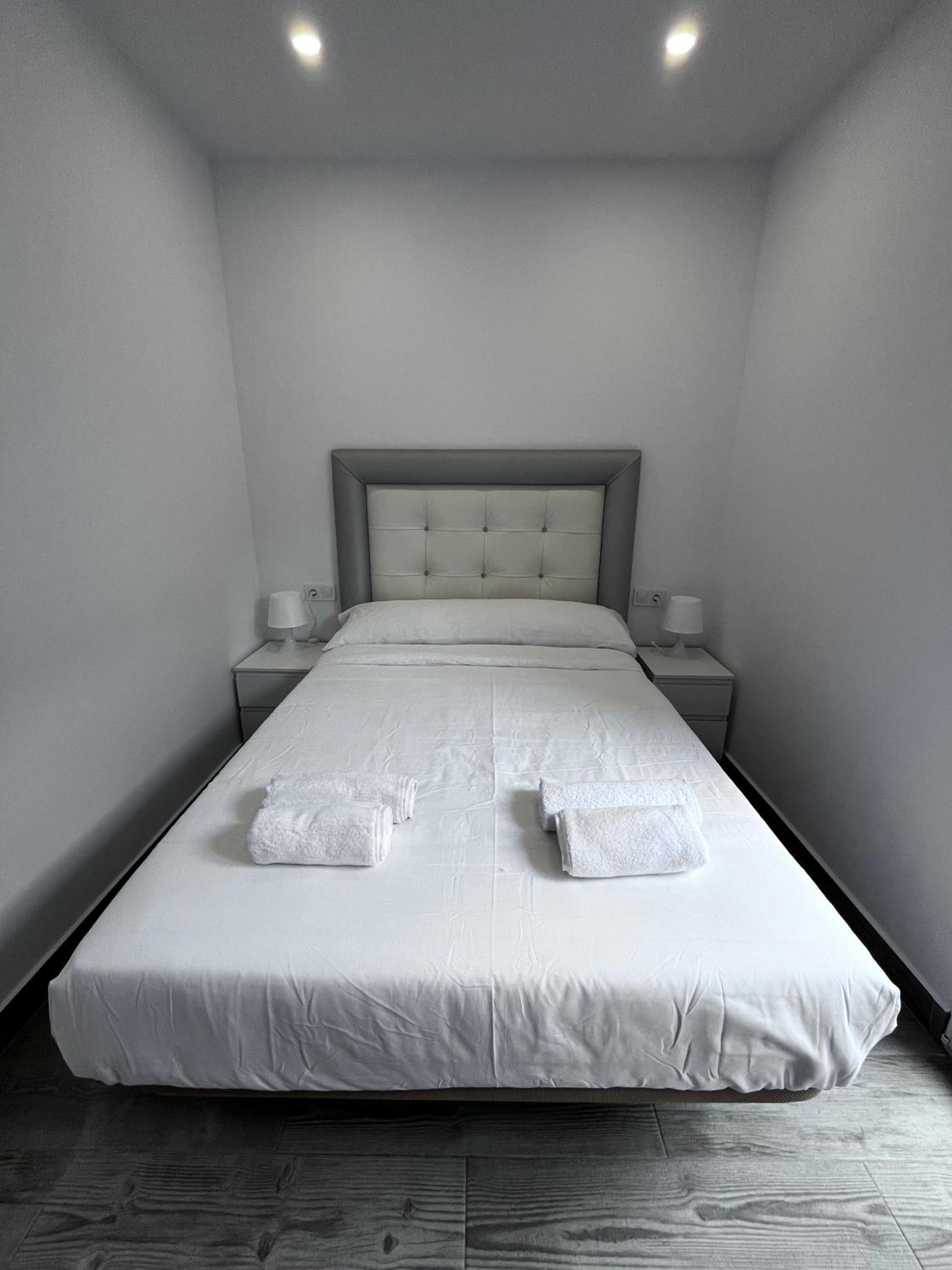 Double Room with Balcony photo 2