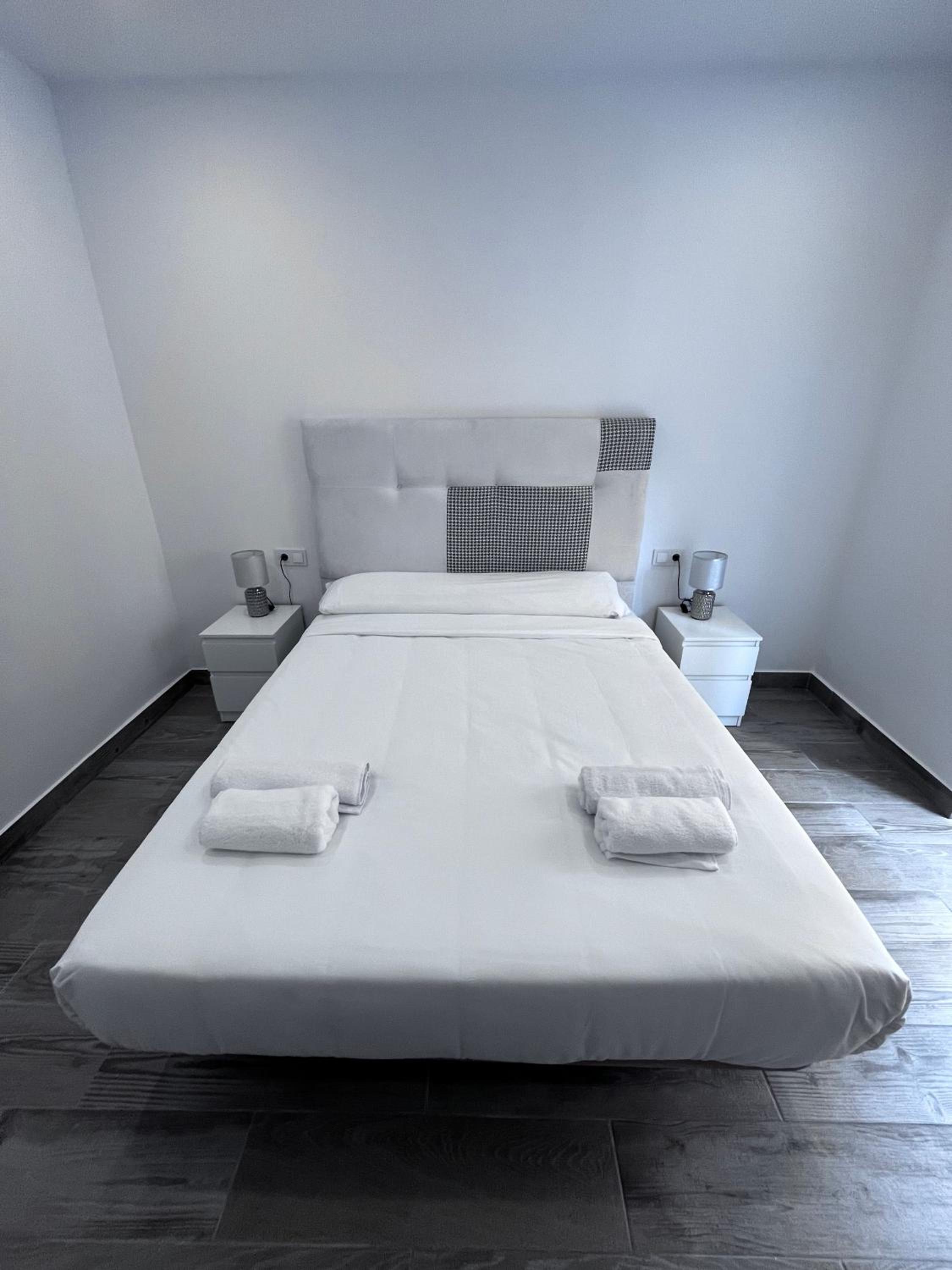 Double Room with Balcony photo 2