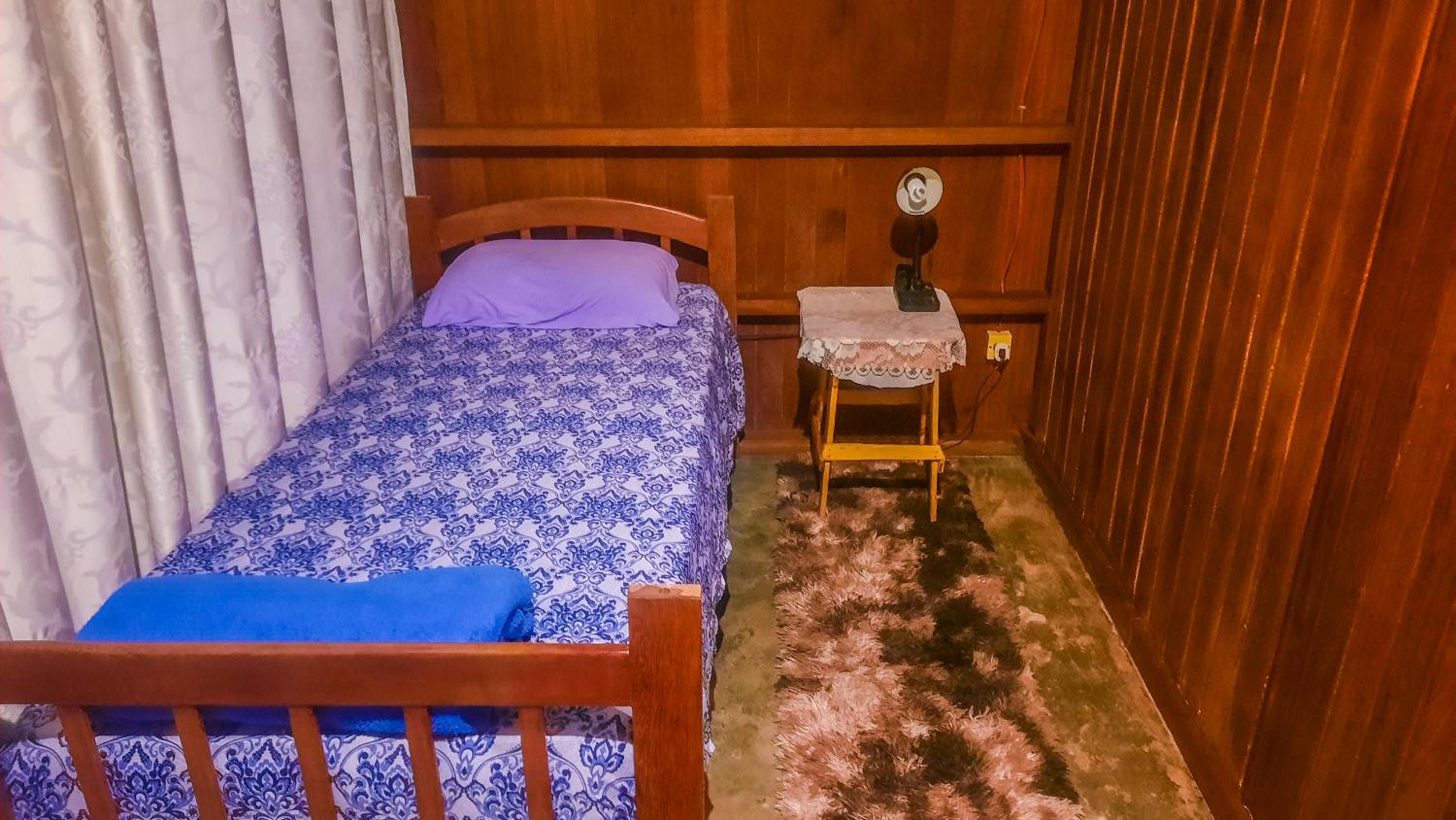 Mixed Dormitory Room