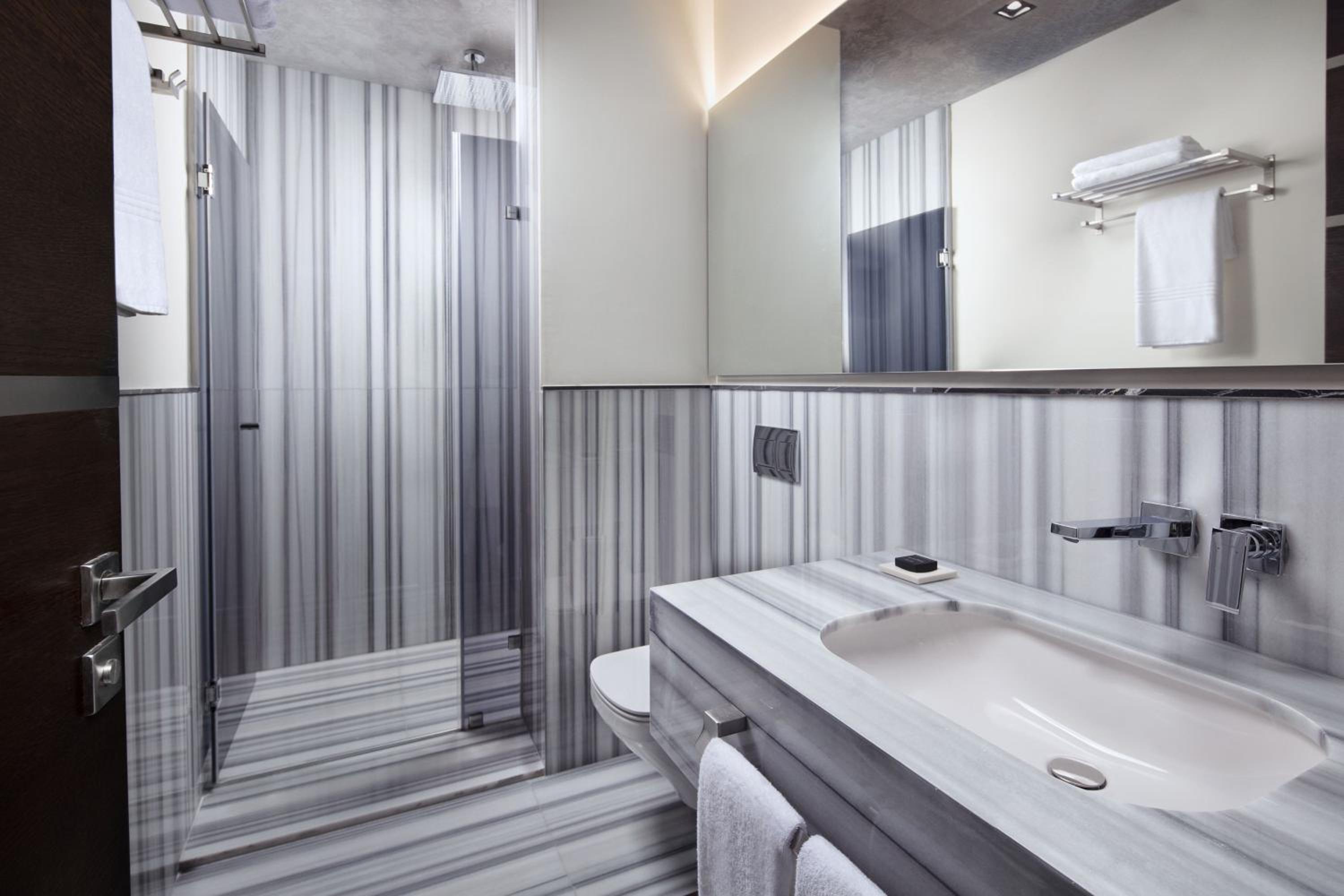 Karaköy Banque Deluxe King Room