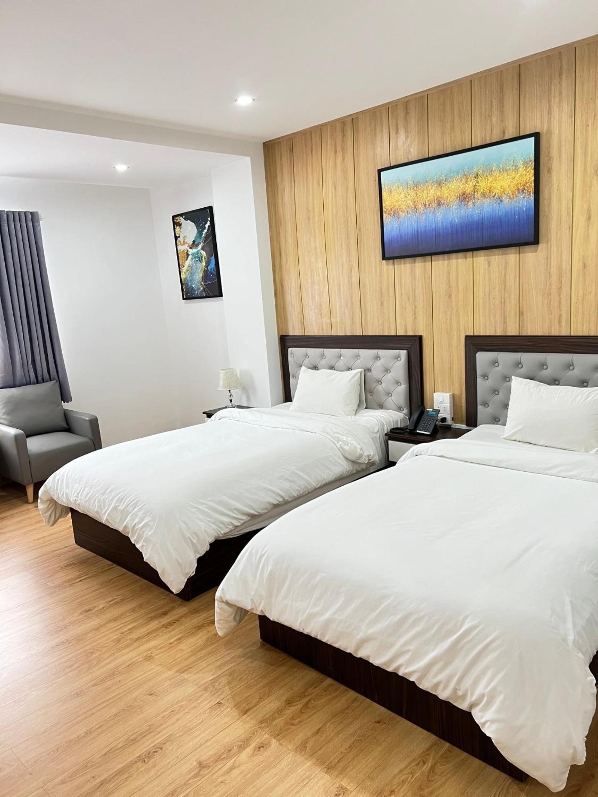 Twin Room with Bath