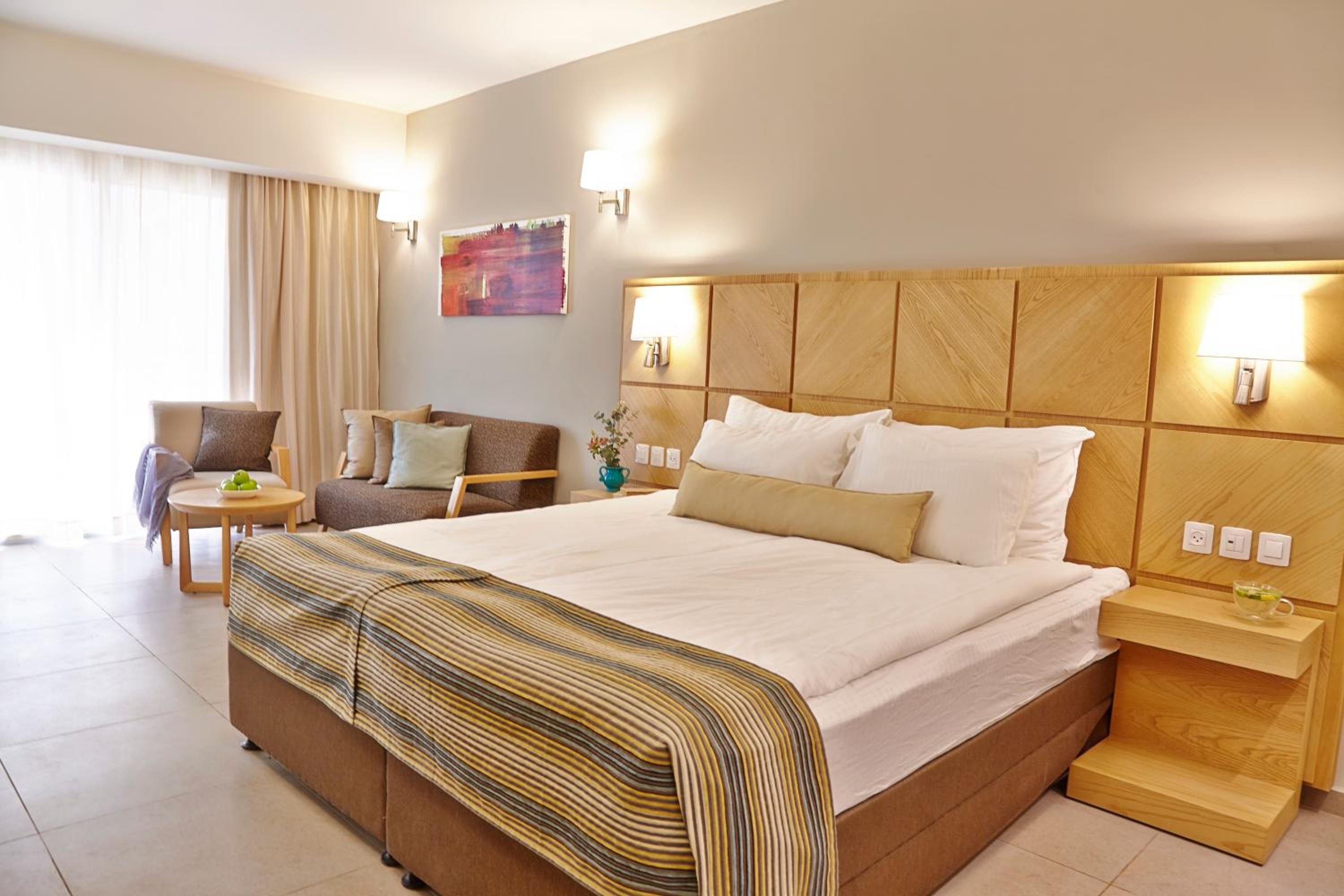 Deluxe Double or Twin Room with Terrace - Photo 1