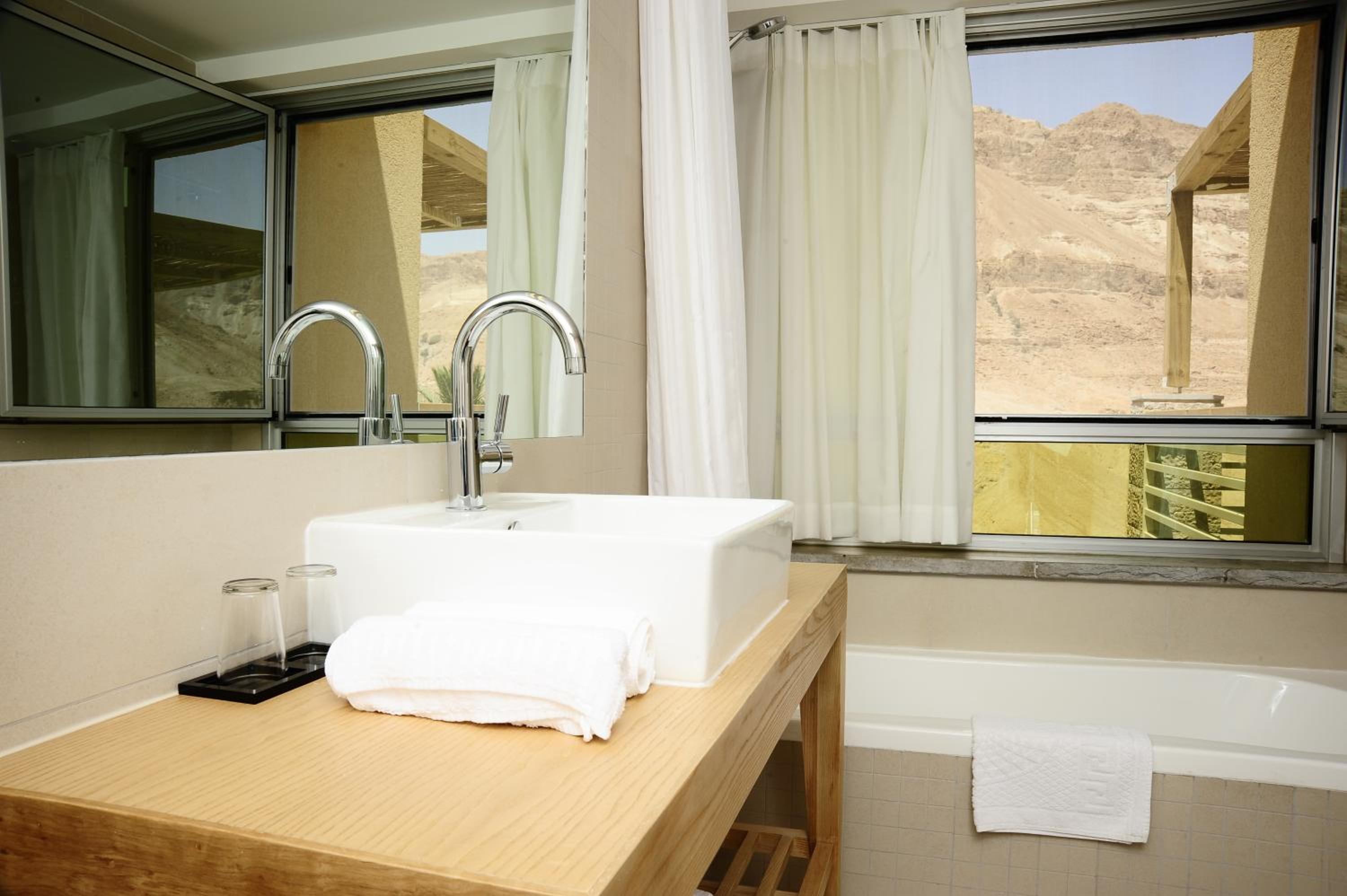 Deluxe Double or Twin Room with Terrace - Photo 3