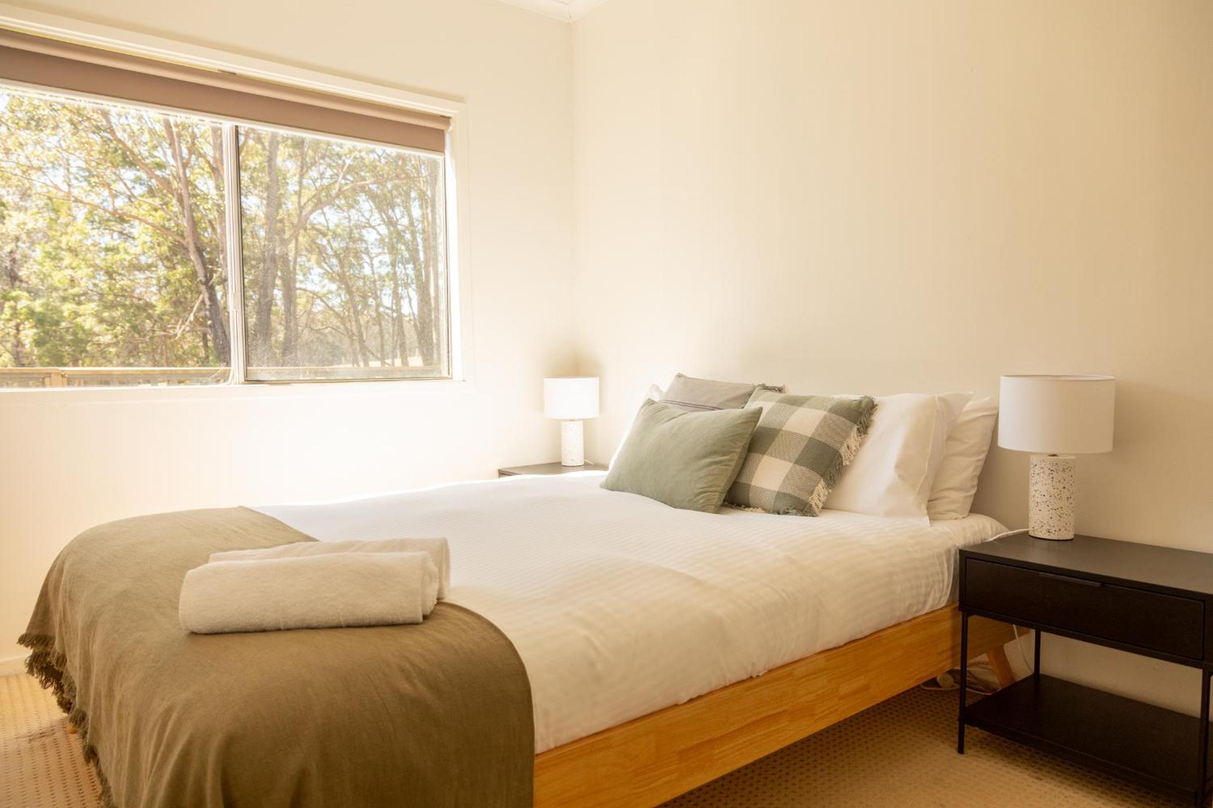 Four-Bedroom House photo 3