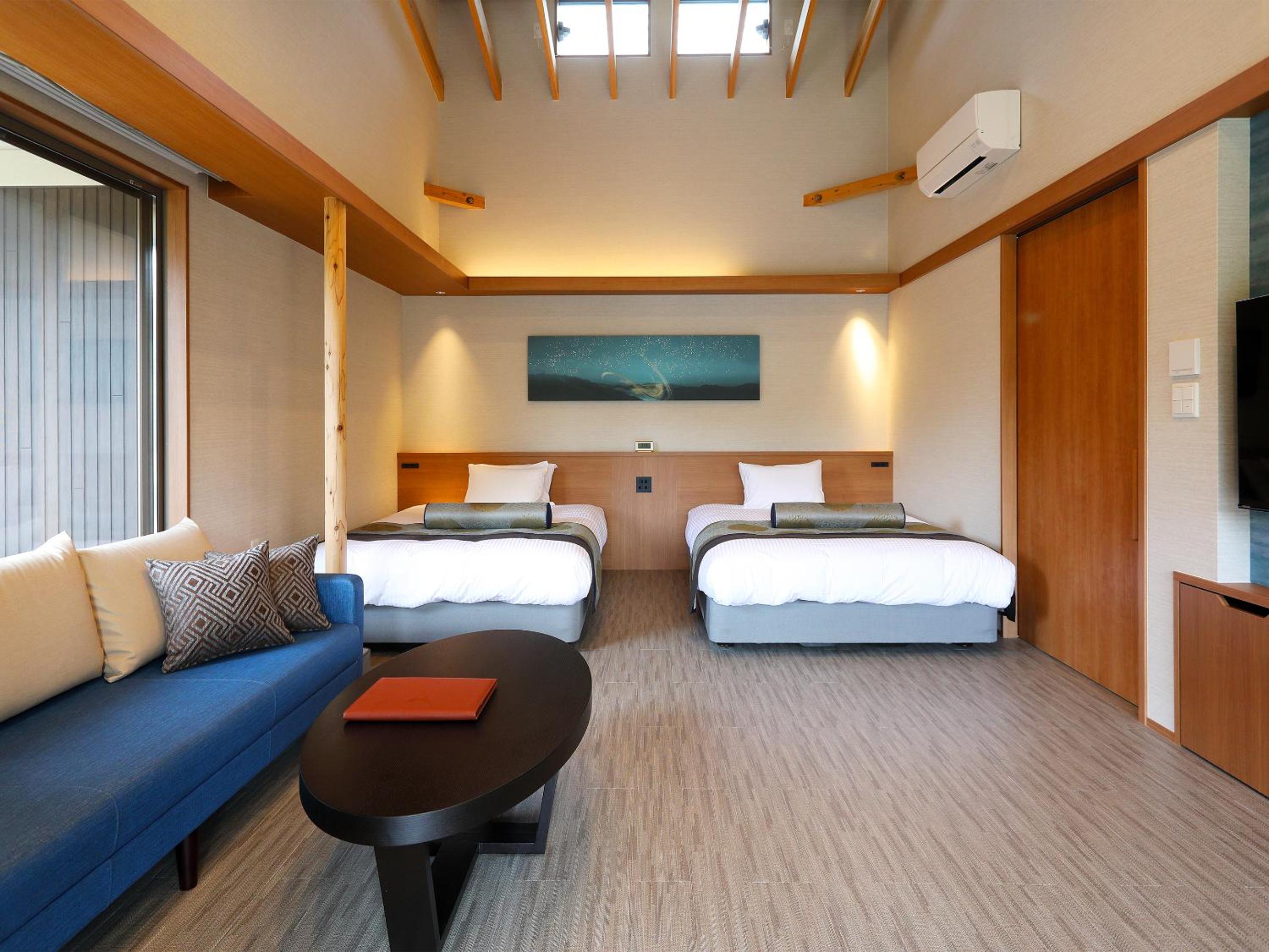 Deluxe Suite