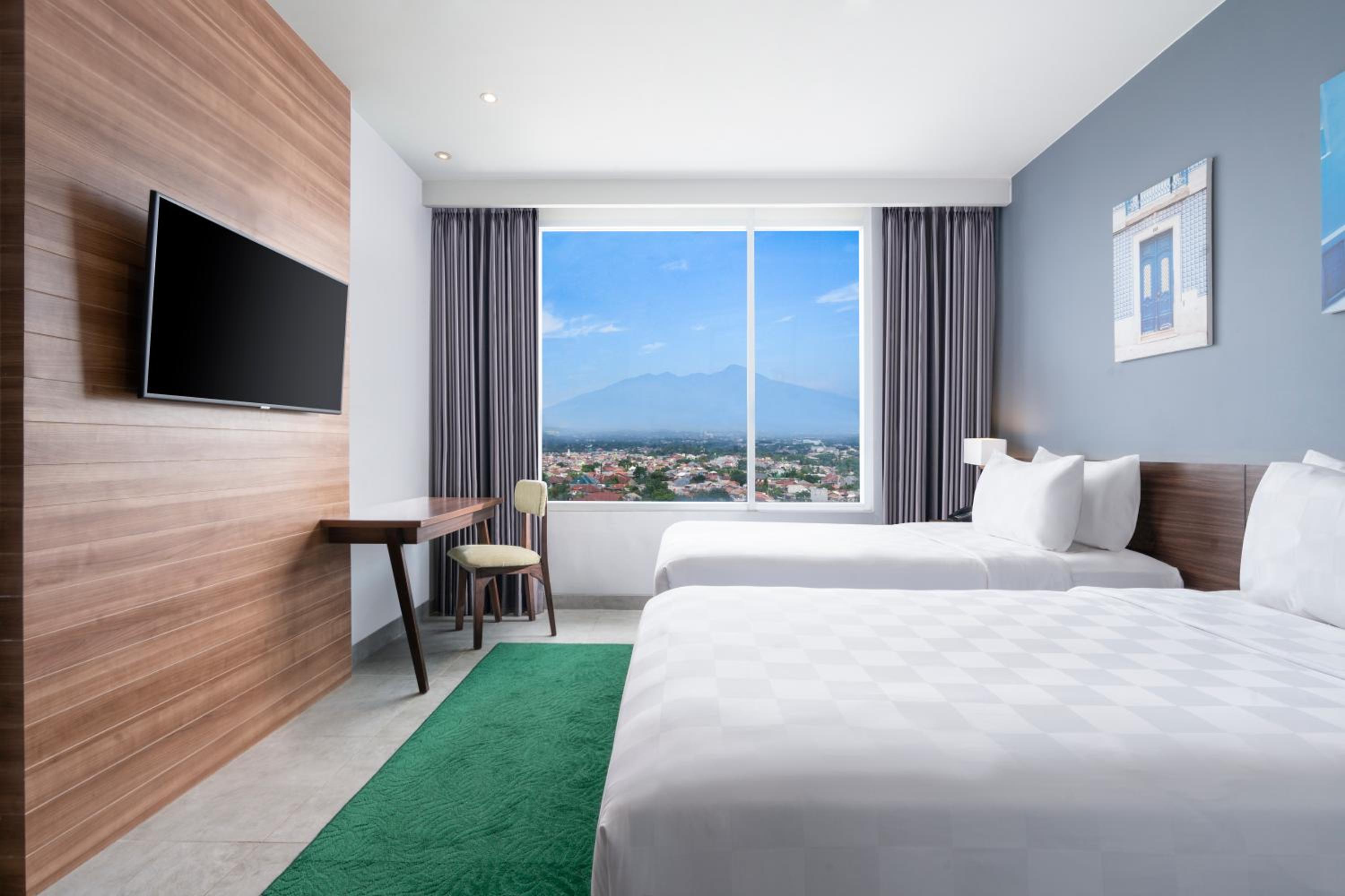 Deluxe Twin Room - Photo 1