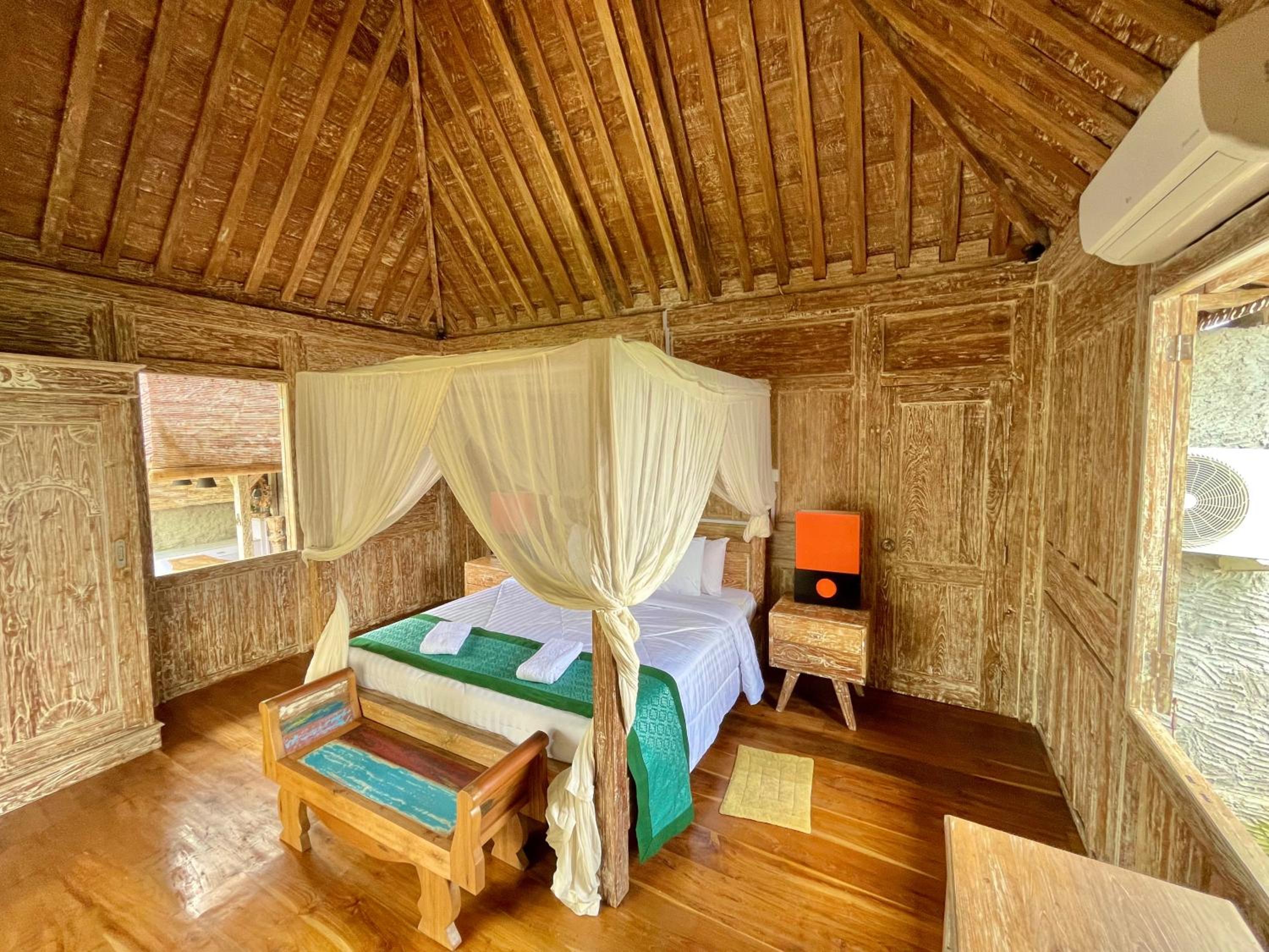 King Room with Mountain View