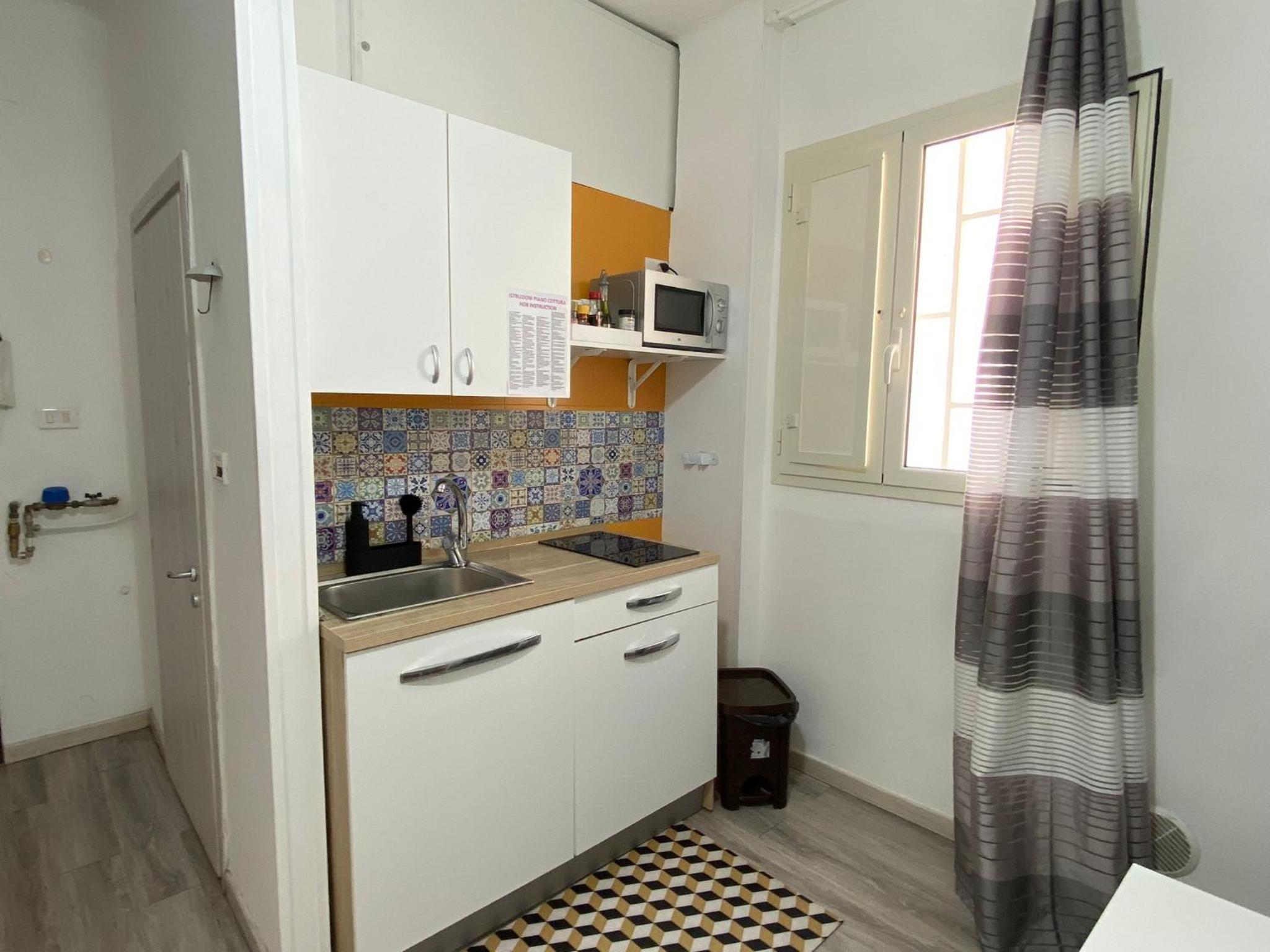 One-Bedroom Apartment - Photo 16