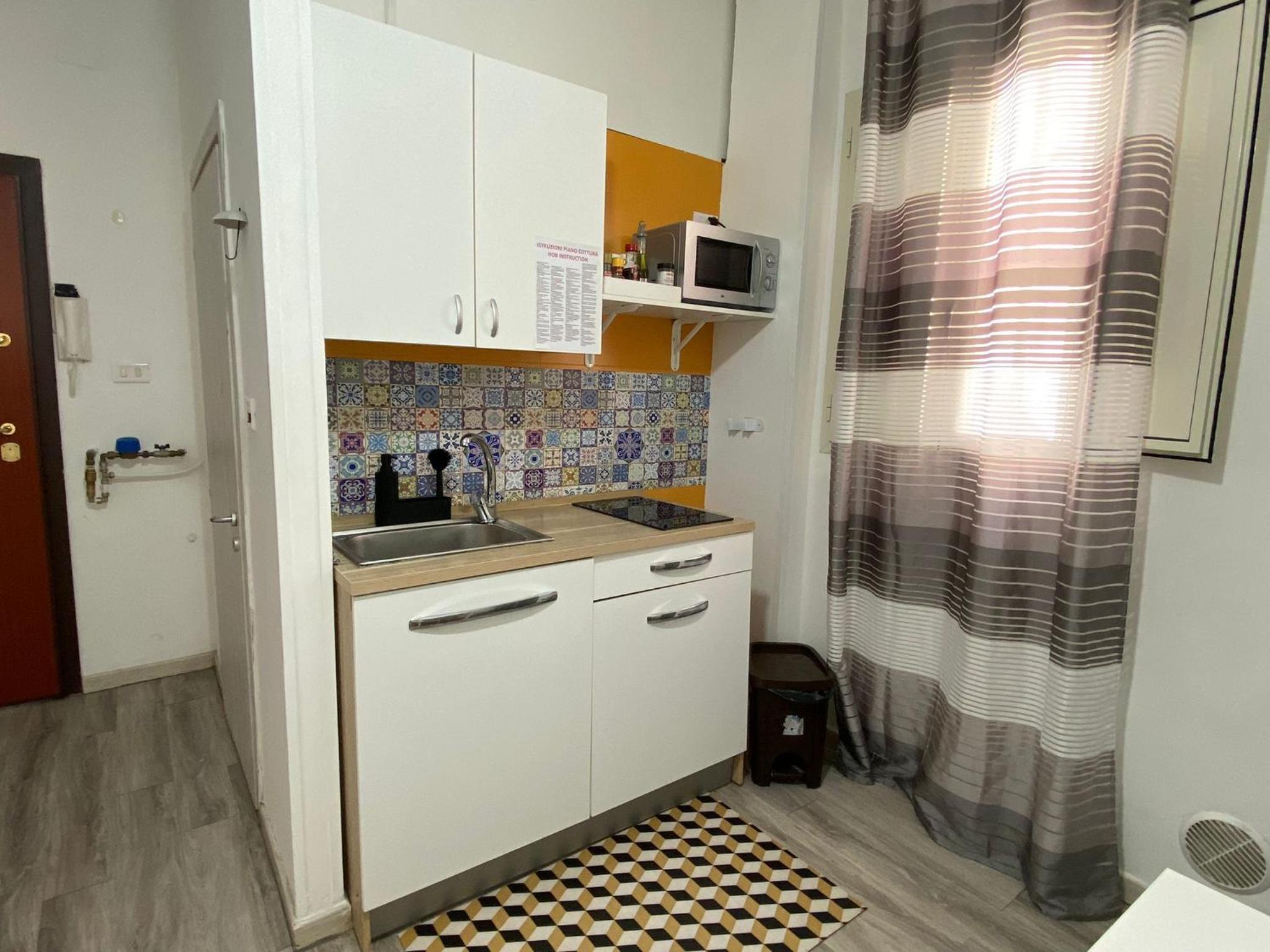 One-Bedroom Apartment - Photo 15